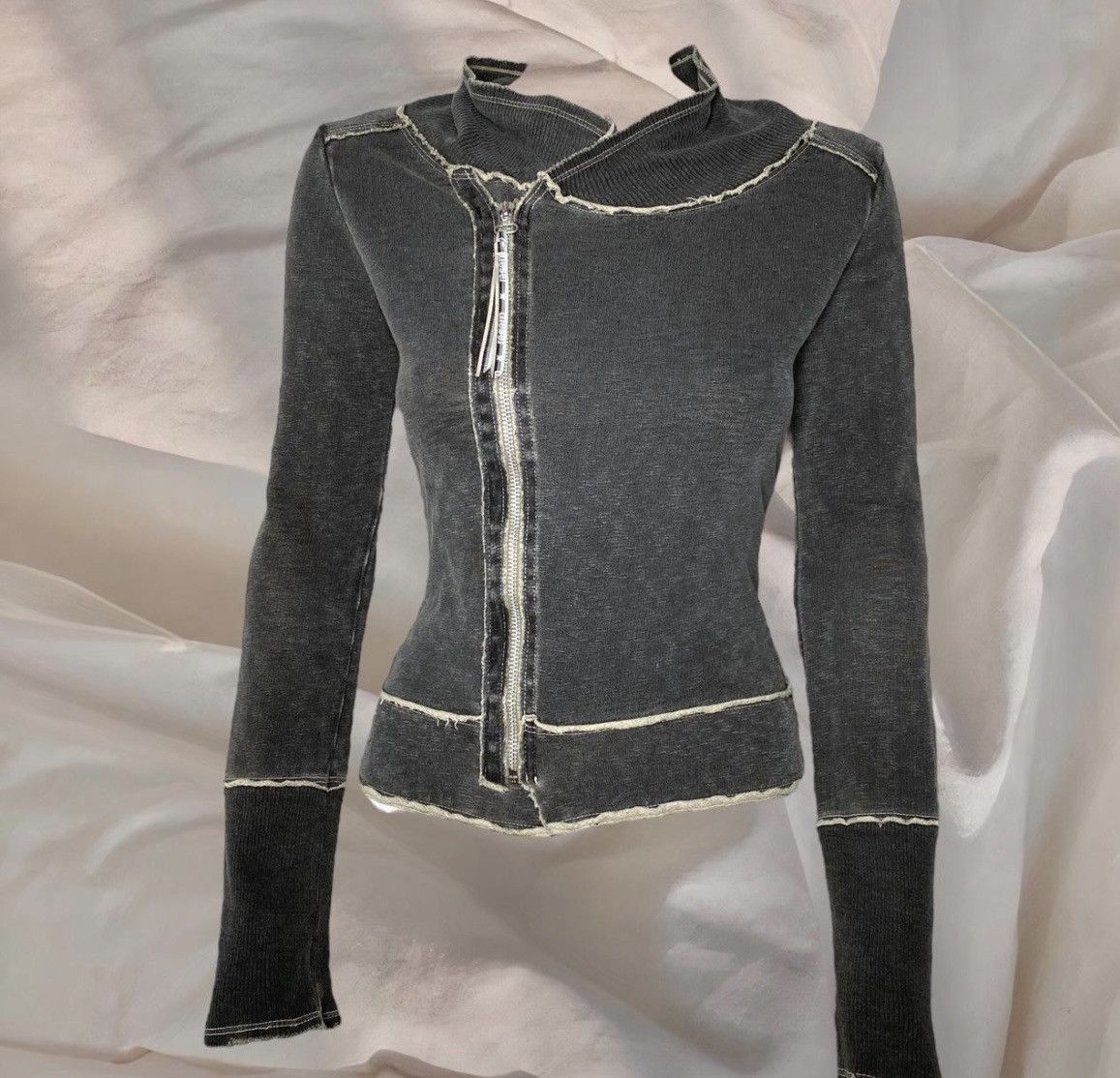 Diesel Diesel Archive Gorpcore Distressed Jumper Size S / US 4 / IT 40 - 1 Thumbnail