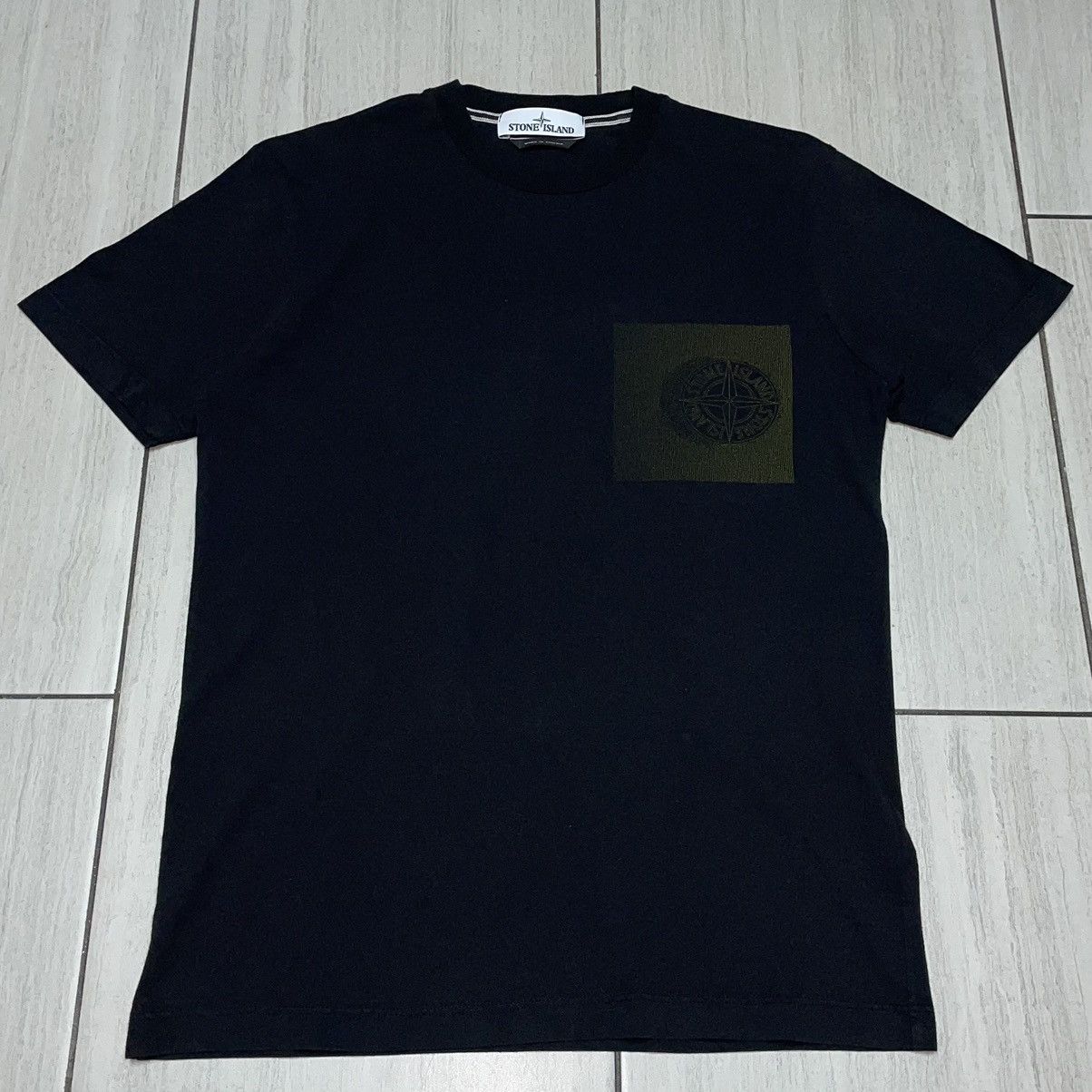 Stone Island Stone Island Digital Logo T-shirt Size US S / EU 44-46 / 1 - 1 Thumbnail