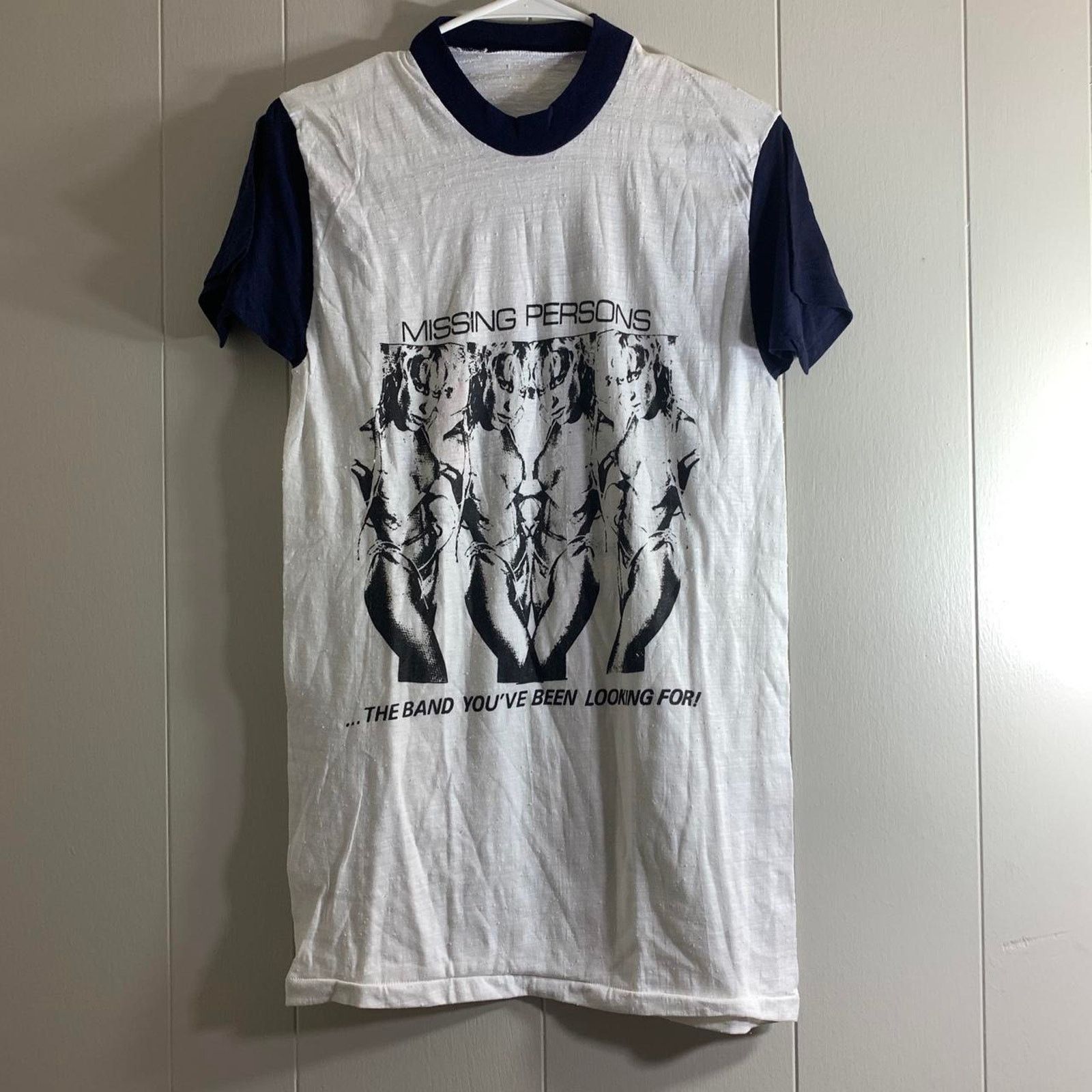 Vintage 80s MISSING PERSON The Band Youve Been Looking For tee shirt Size US XL / EU 56 / 4 - 2 Thumbnail