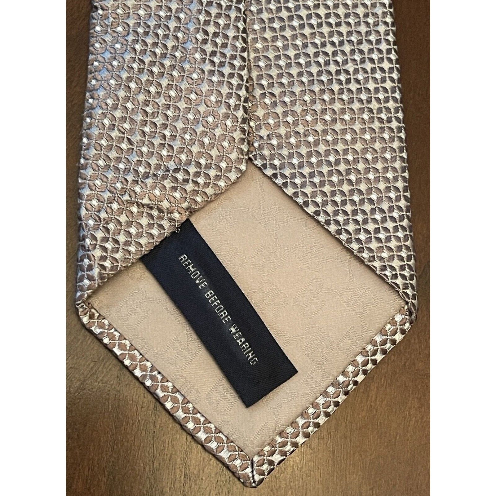 Banana Republic Vintage Banana Republic 100% Silk Made In Turkey Size ONE SIZE - 2 Thumbnail