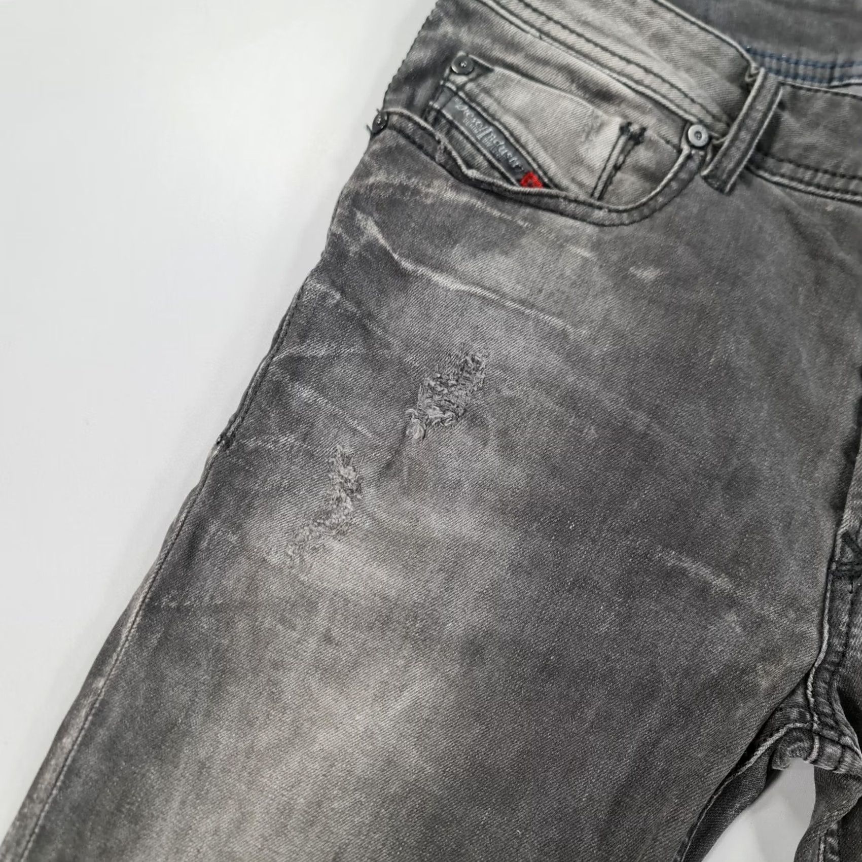 Diesel Diesel Sleenker Jeans Mens Grey Skinny Slim Stretch Denim 0676P W30 L29 5-Pocket Distressed 98% Cotton Elastane Slim Fit Size US 30 / EU 46 - 6 Thumbnail