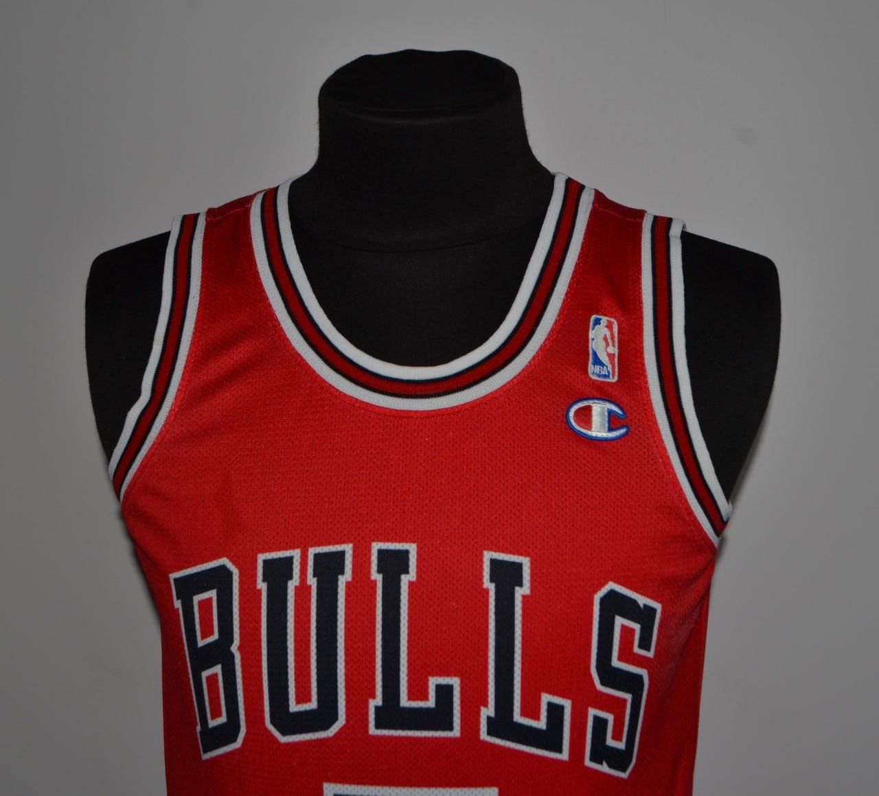 Champion × NBA CHICAGO BULLS USA GORDON BASKETBALL SHIRT JERSEY CHAMPION Size US S / EU 44-46 / 1 - 2 Thumbnail