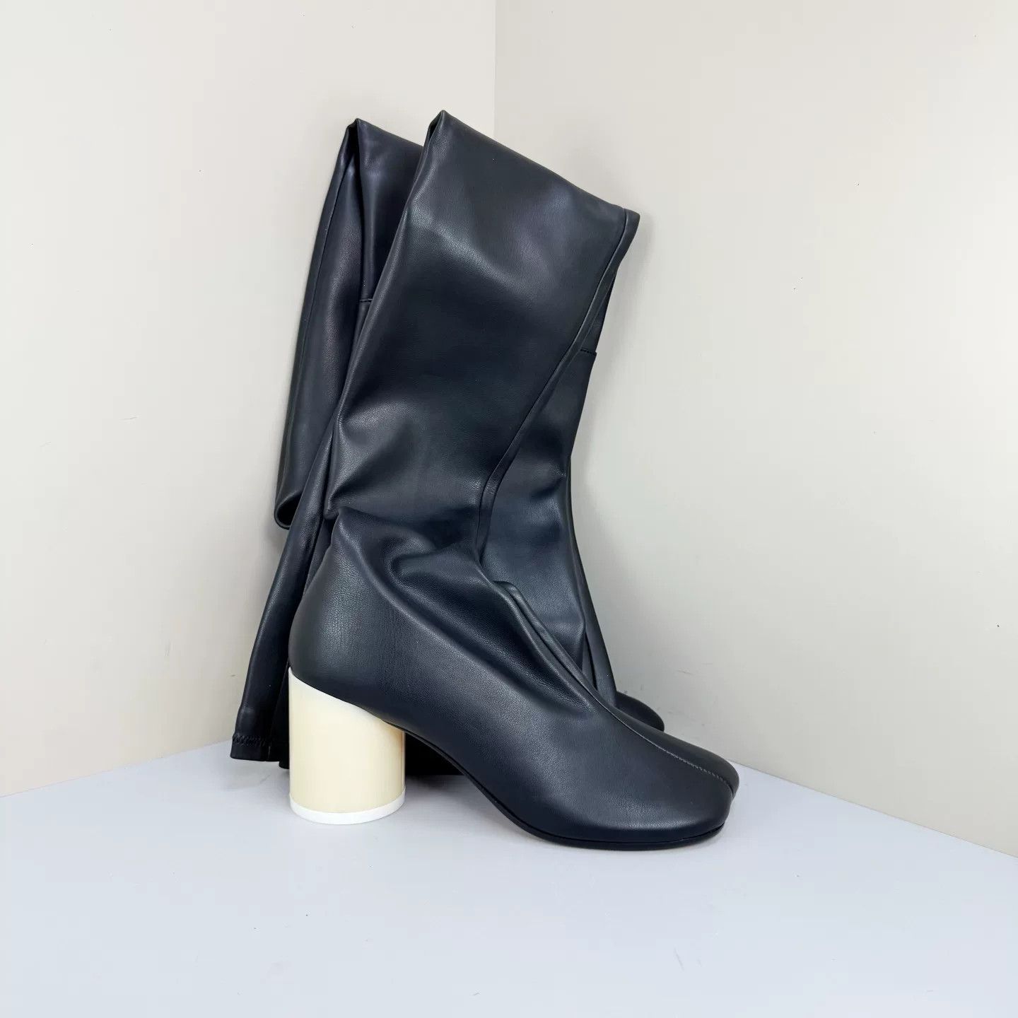 Maison Margiela Maison Margiela Black and White Long Boots Size US 6 / IT 36 - 1 Thumbnail