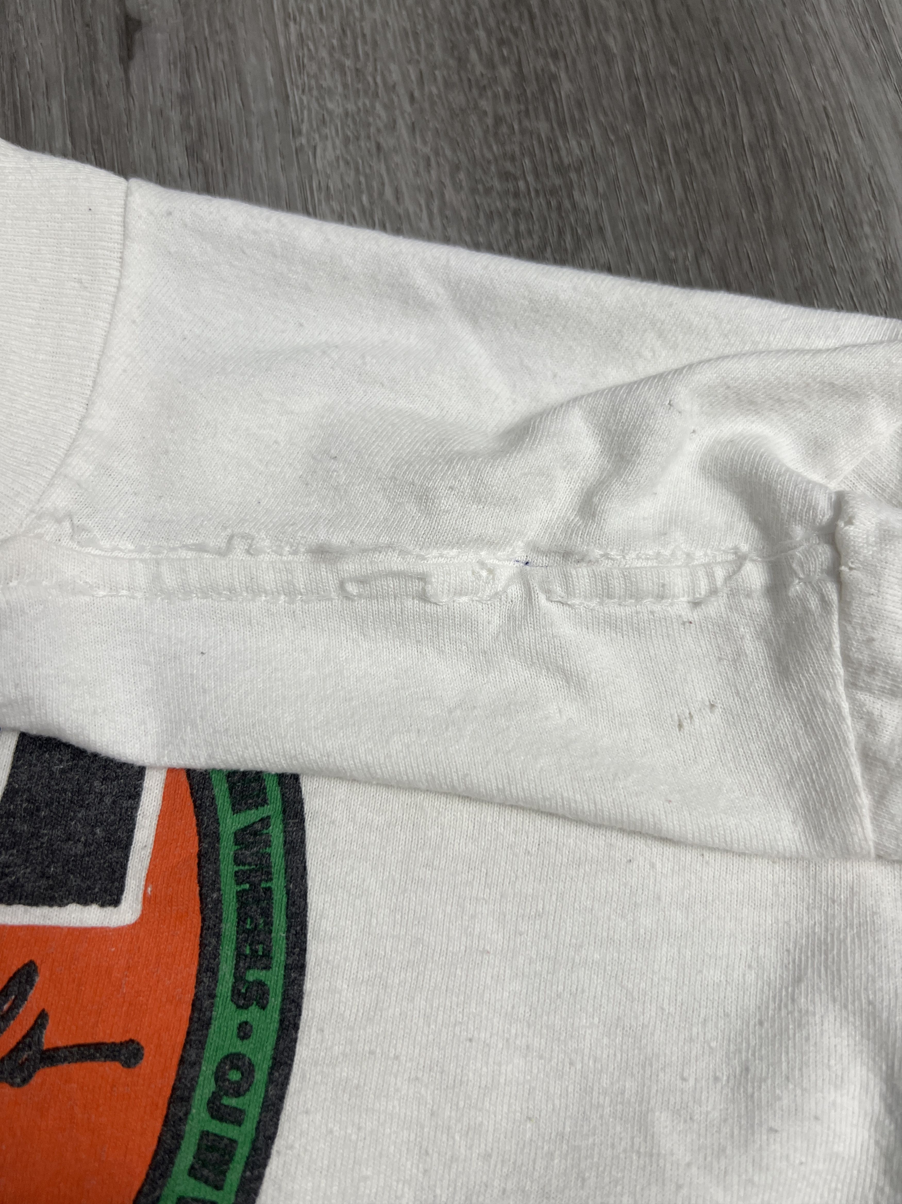 Vintage Vintage OJ III Wheels Skateboard Streetwear Tee (S) GTME381 Size US S / EU 44-46 / 1 - 3 Thumbnail
