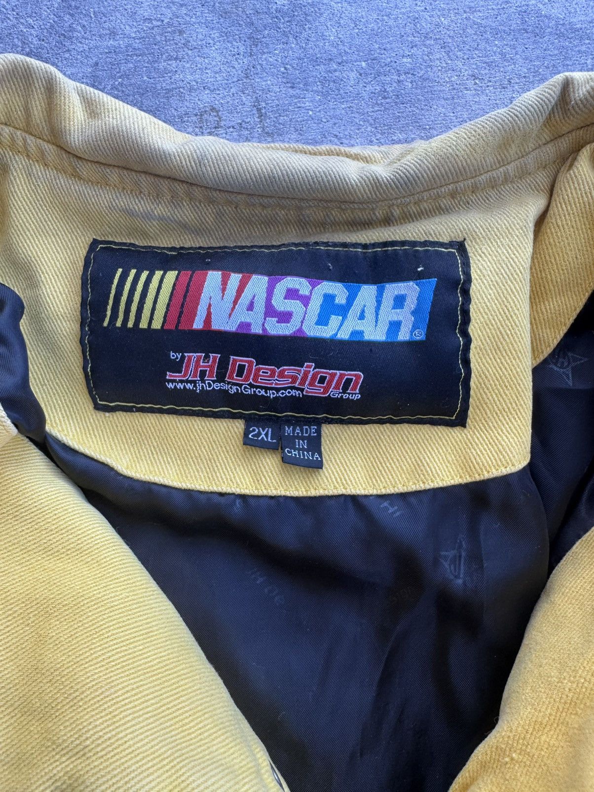 NASCAR NASCAR Chase Authentics Kyle Busch M&M Jacket Size XXL Size US XXL / EU 58 / 5 - 4 Thumbnail