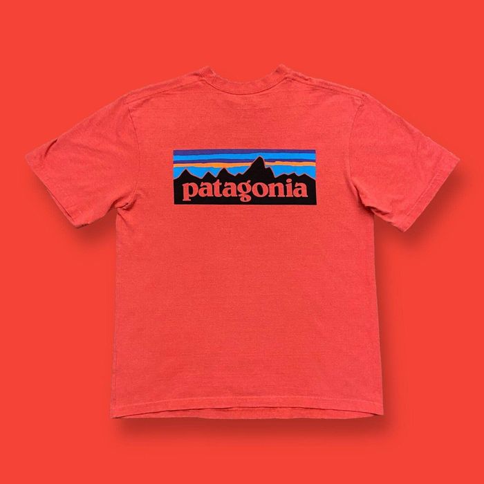 Patagonia Patagonia Shirt Regular Fit Classic Logo Coral Red Small ...