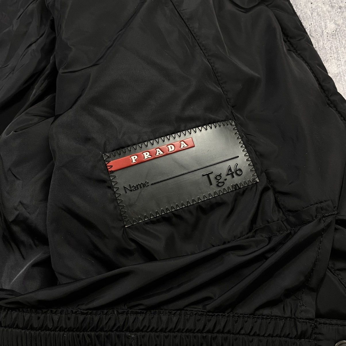 Prada ❗️RARE❗️Prada Nylon Down Vest Luxury Style Black Women Size 46 Size L / US 10 / IT 46 - 16 Thumbnail