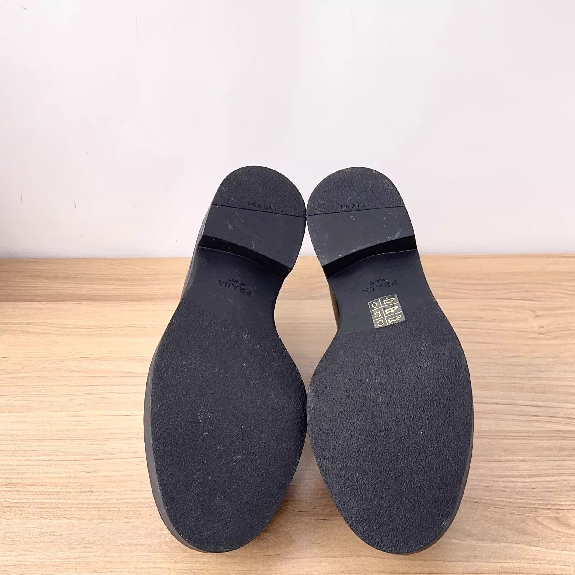 Prada Prada Loafer 37.5 Size US 7 / IT 37 - 3 Thumbnail