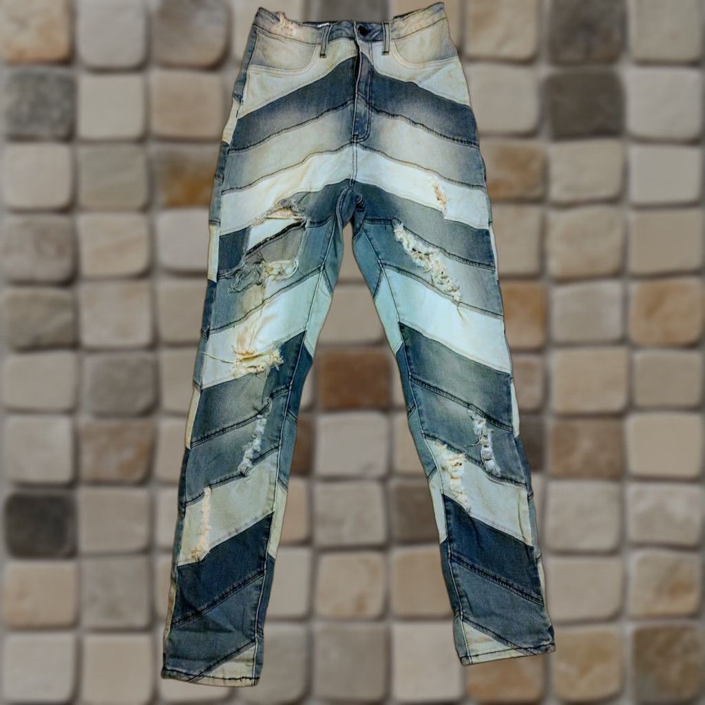 Fashion Nova Fashion Nova Breaking Barriers Patchwork Straight Leg Jeans Size 15 32x31 Blue Wash Size 36" / US 14 / IT 50 - 1 Thumbnail