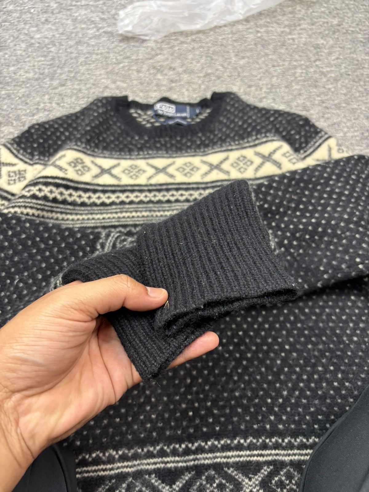 Polo Ralph Lauren 90s Vintage Polo Ralph Lauren Sweater Lambs Wool Knit Jumper Size US S / EU 44-46 / 1 - 6 Thumbnail