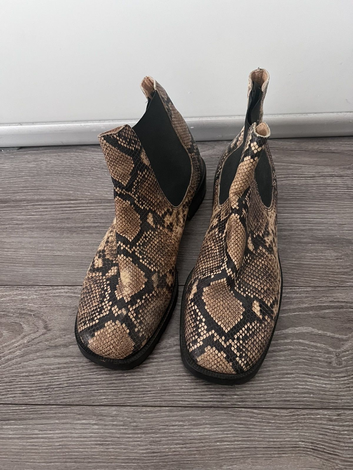 Tiger of Sweden Snakeskin/Python Chelsea Boots Size US 10 / EU 43 - 1 Thumbnail