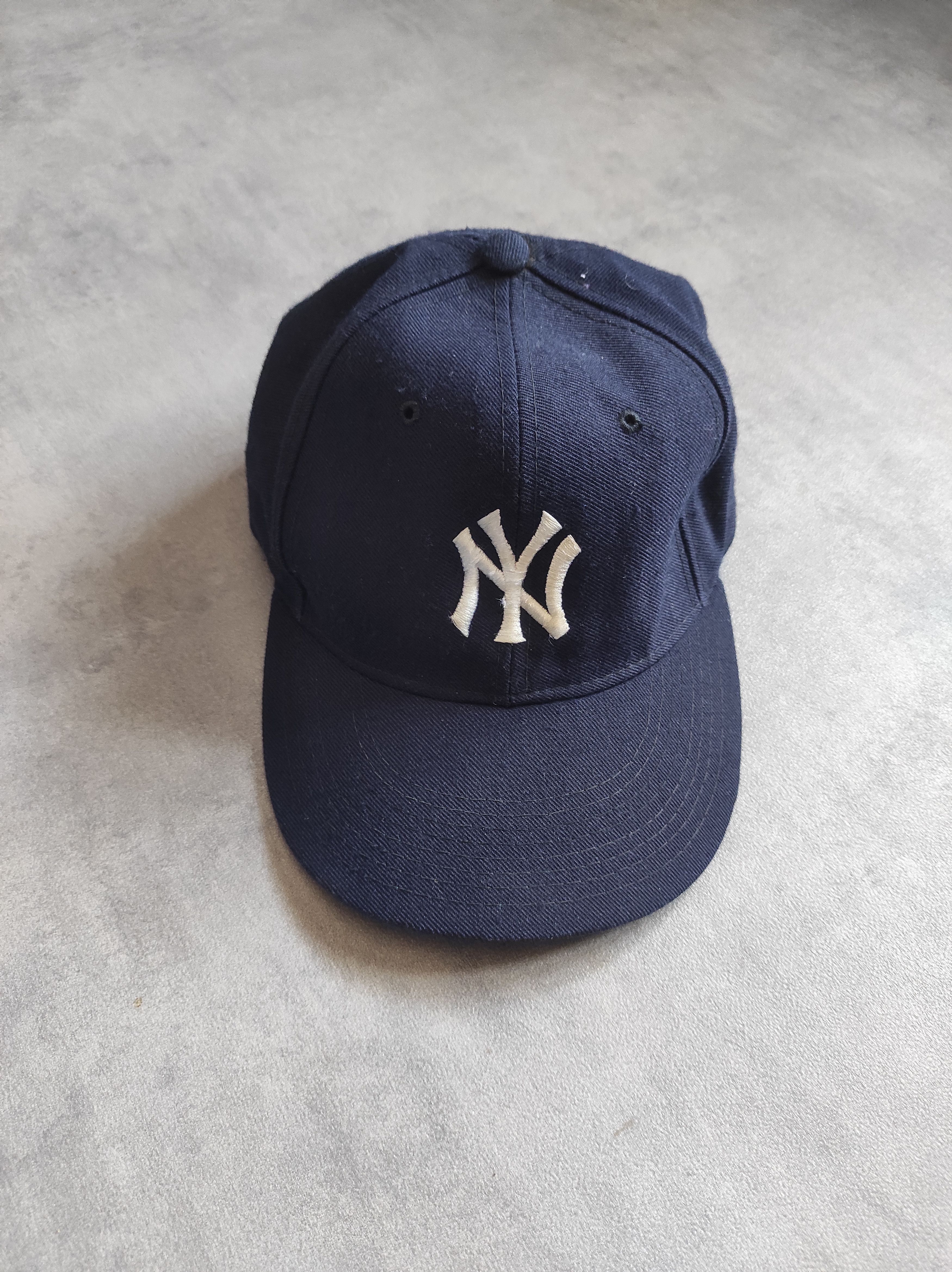 New Era Vintage New York Yankees Wool Cap Os Rare Size ONE SIZE - 1 Thumbnail