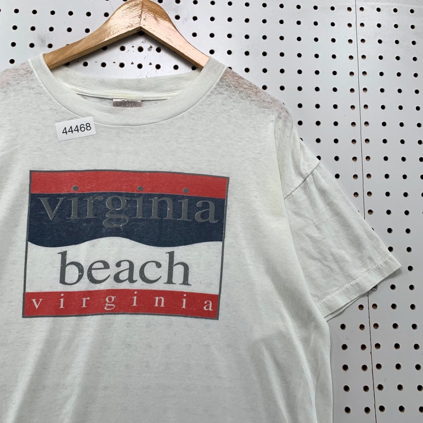 Vintage VINTAGE Oneita Shirt Mens Large White 90s Virginia Beach USA Single Stitch Size US L / EU 52-54 / 3 - 5 Thumbnail