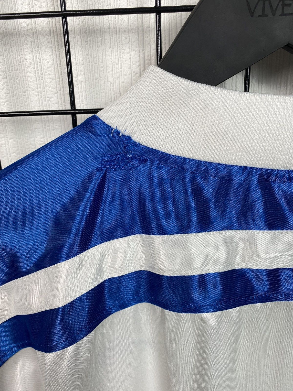 Vintage Tranmere Rovers Xara 2000/02 Soccer jersey Football Shirt L Size US L / EU 52-54 / 3 - 18 Thumbnail