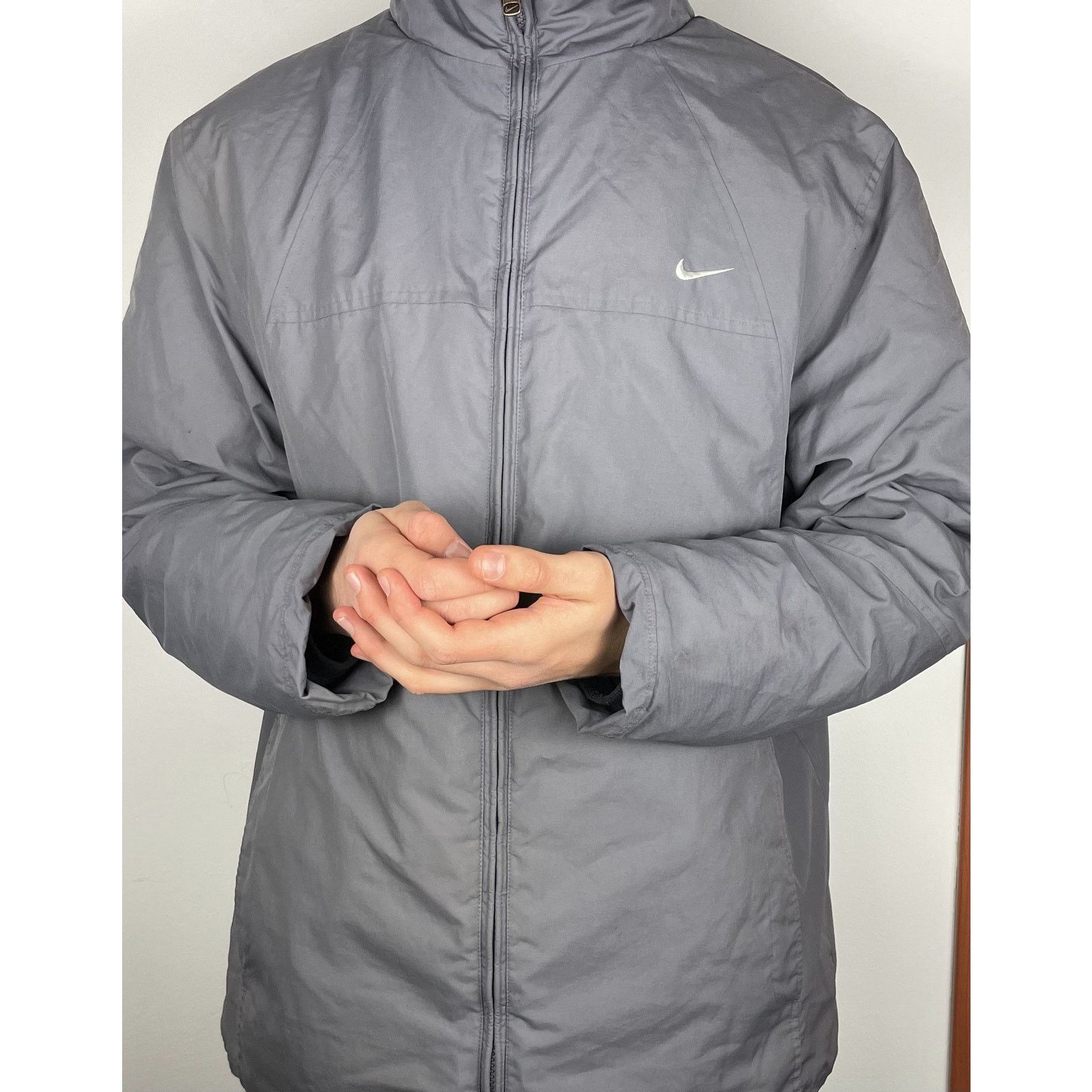 Nike × Vintage Nike Men's gray Swoosh Logo Full Zip Puffer Jacket M Size US M / EU 48-50 / 2 - 2 Thumbnail