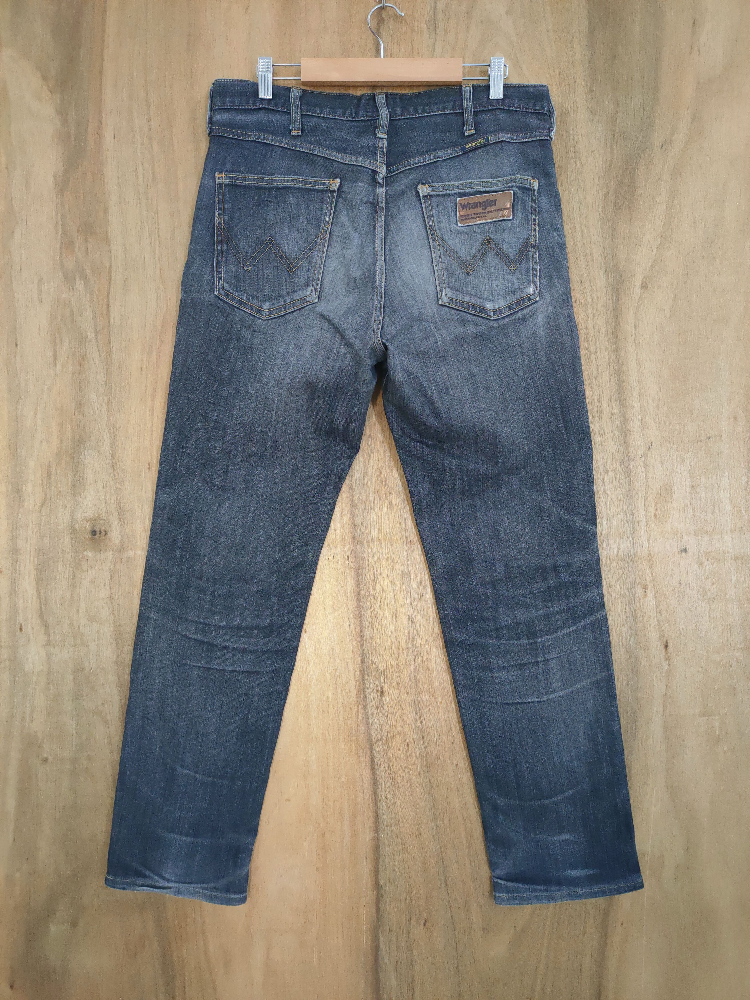 Wrangler 33×30 💥 VINTAGE BLACK DISTRESSED JEANS PANTS Size US 33 - 2 Thumbnail