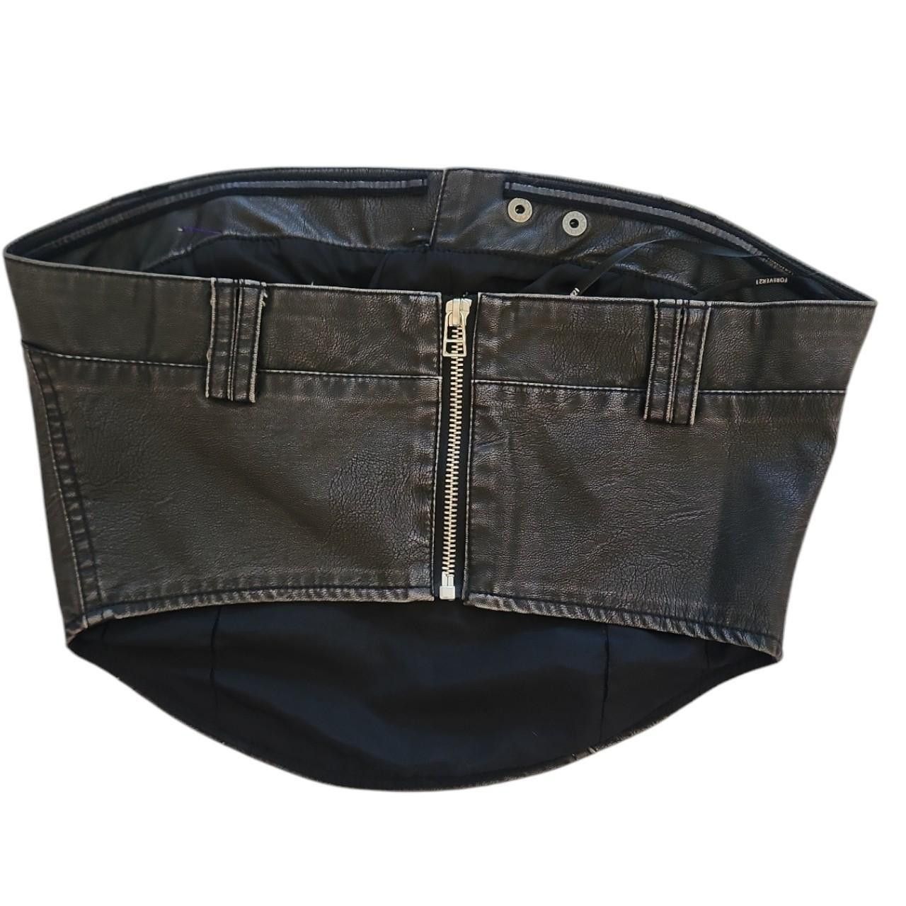 Forever 21 Forever 21 faux leather bodice crop top Size S / US 4 / IT 40 - 5 Thumbnail