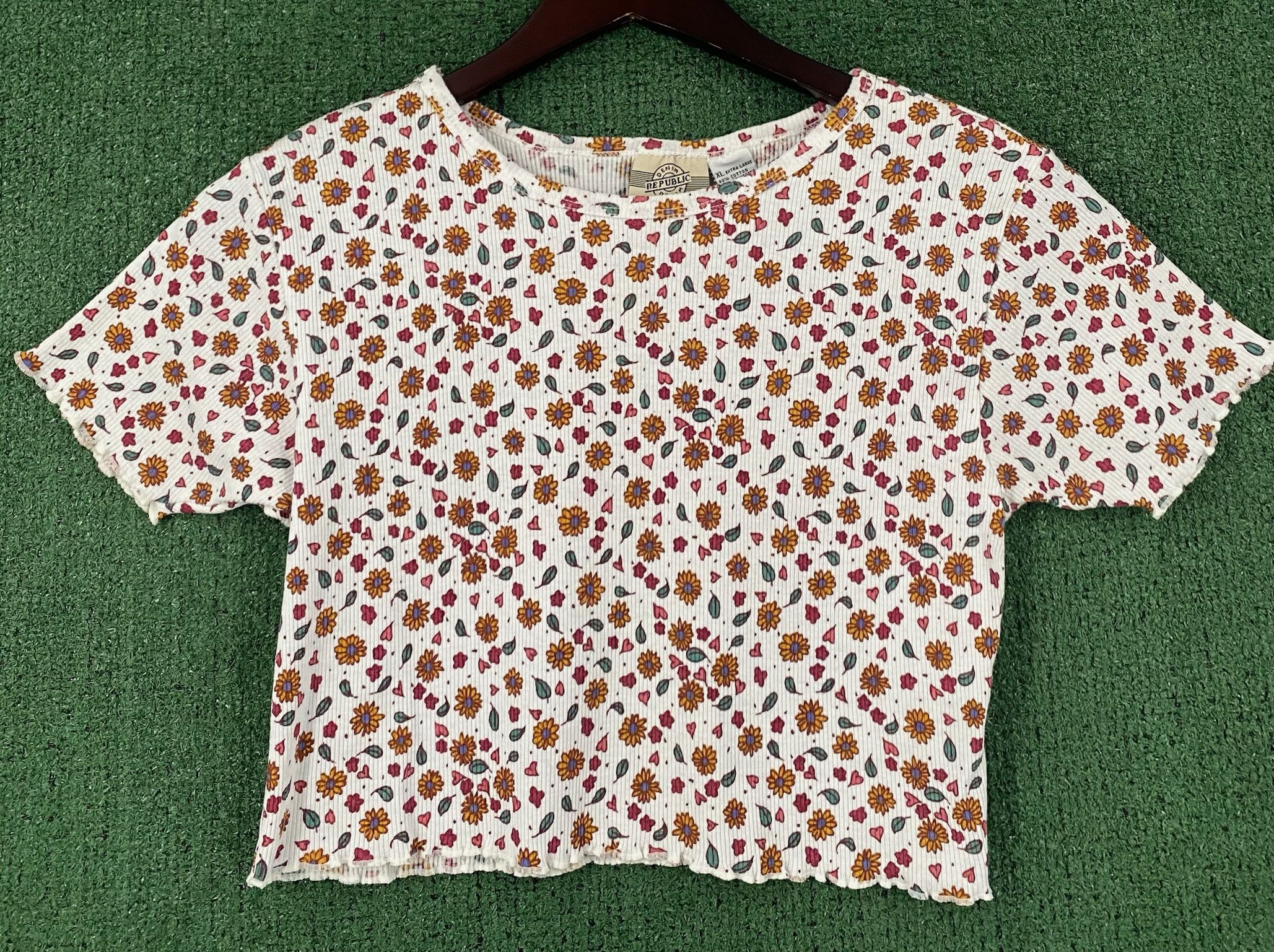 Vintage 90’s Republic Denim Sunflowers Hearts Cropped Top Small Size S / US 4 / IT 40 - 1 Thumbnail