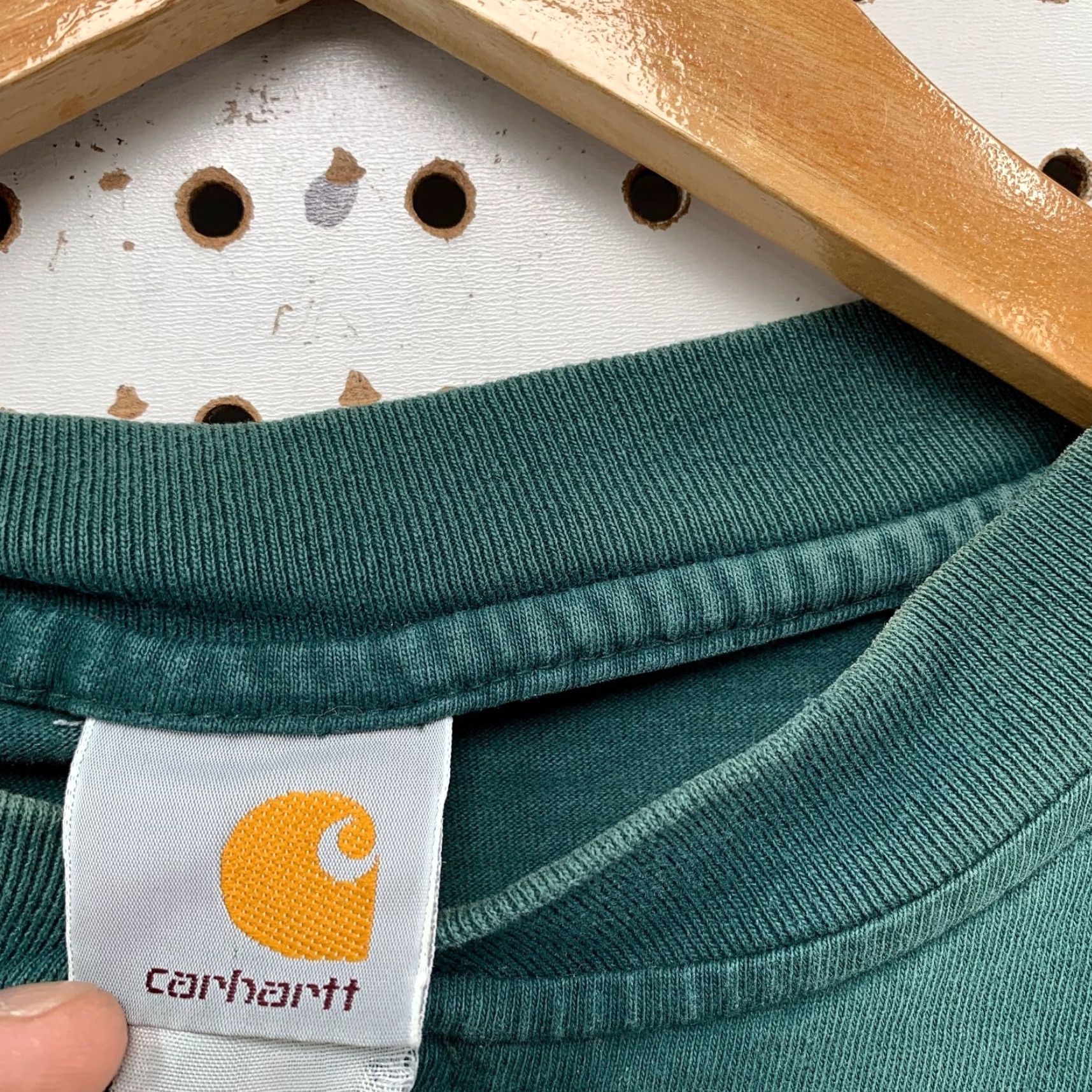 Carhartt VINTAGE Carhartt Henley Shirt Mens 2XL Sun Faded Green Distressed Workwear Shirt Men 2XL Green Carhartt Henley Distressed Workwear Size US XXL / EU 58 / 5 - 4 Thumbnail