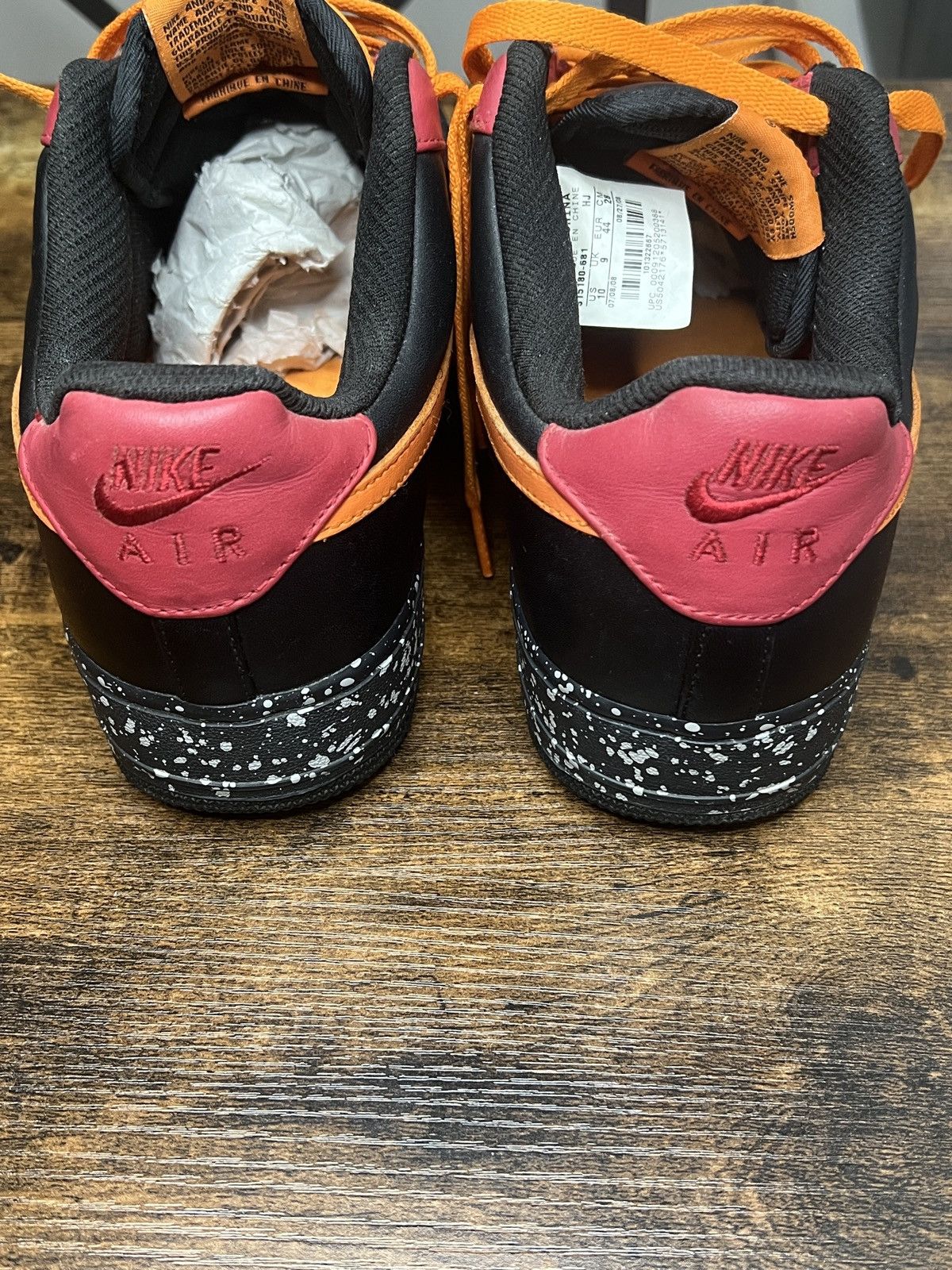 Nike Nike Air Force One Size US 10 / EU 43 - 2 Thumbnail