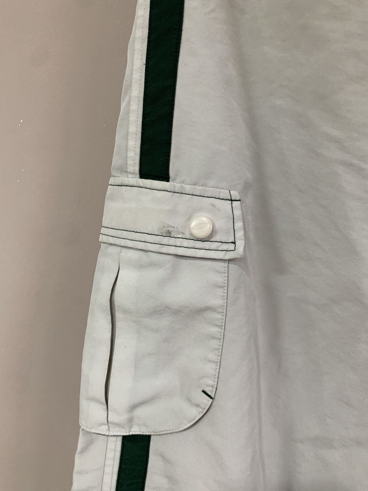 Umbro Vintage Glasgow Celtic Umbro soccer breeches shorts Size US 34 / EU 50 - 12 Thumbnail