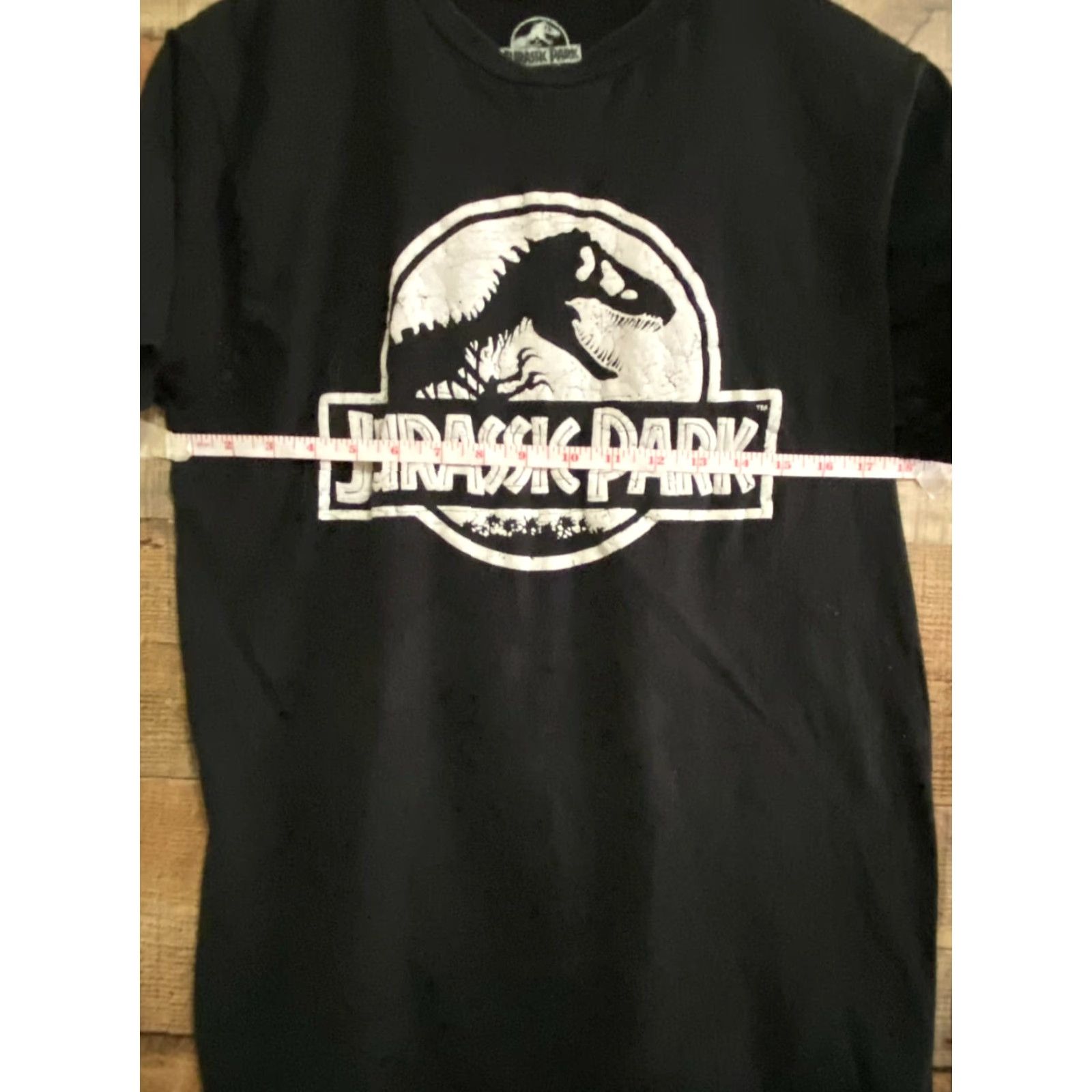 Vintage Jurassic Park T-Shirt Black Large Short Sleeve Logo Graphic Men’s Regular Size EUC Size US L / EU 52-54 / 3 - 5 Thumbnail