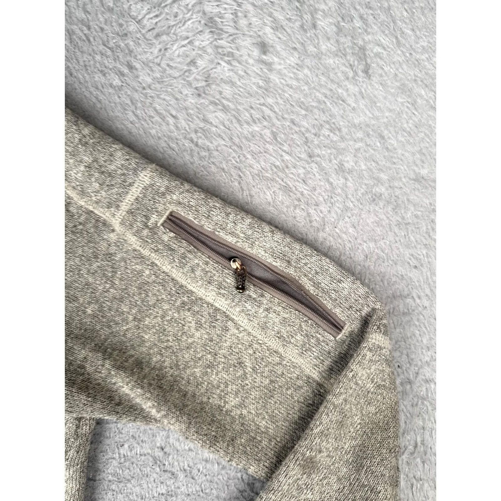 Patagonia Patagonia Sweater Womens Small Gray Fleece Pullover 1/4 Zip Raglan Sleeve Mock Neck Pullover Casual Winter Outdoor Logo Pocket Size S / US 4 / IT 40 - 3 Thumbnail