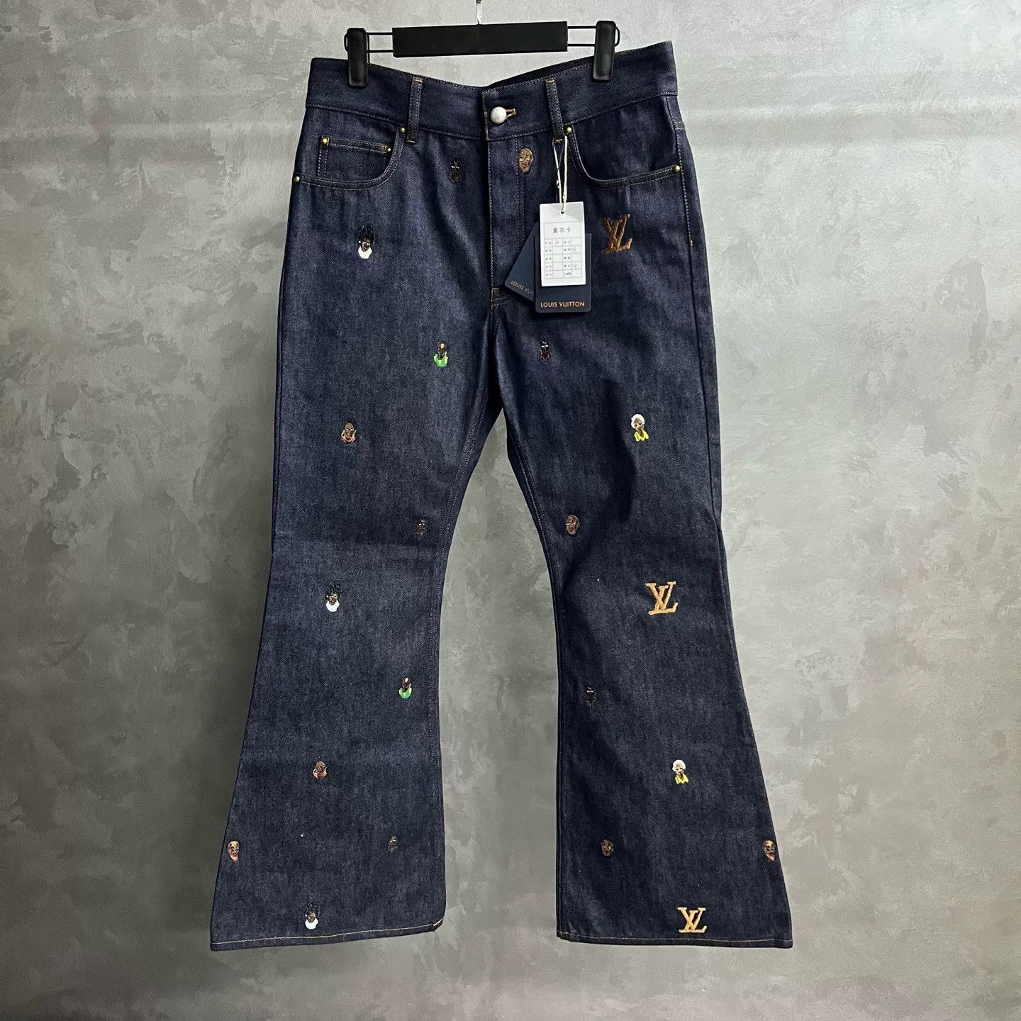 Louis Vuitton Louis Vuitton Blue Logo Embroidered Flared Jeans Size 30" / US 8 / IT 44 - 1 Thumbnail