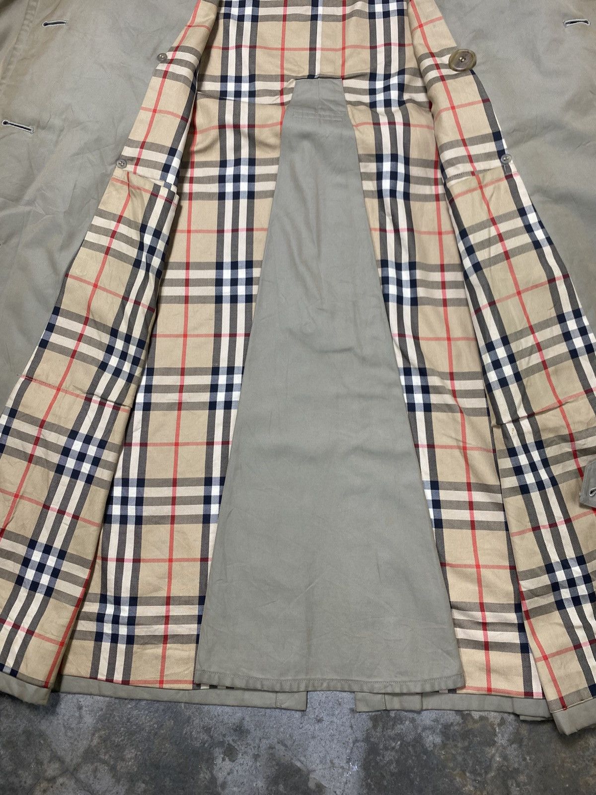 Burberry Vintage Burberry Nova Check Long Coats Size M / US 6-8 / IT 42-44 - 15 Thumbnail