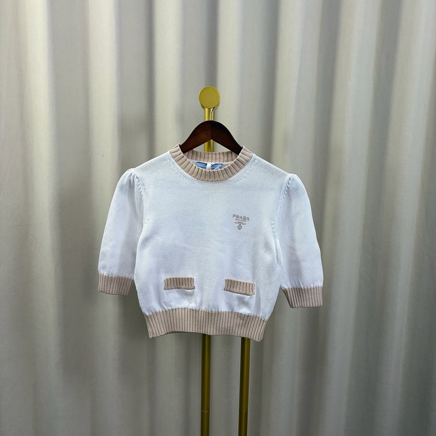 Prada Prada Embroidered Logo Knit Sweater Size 38 Size XS / US 0-2 / IT 36-38 - 1 Thumbnail