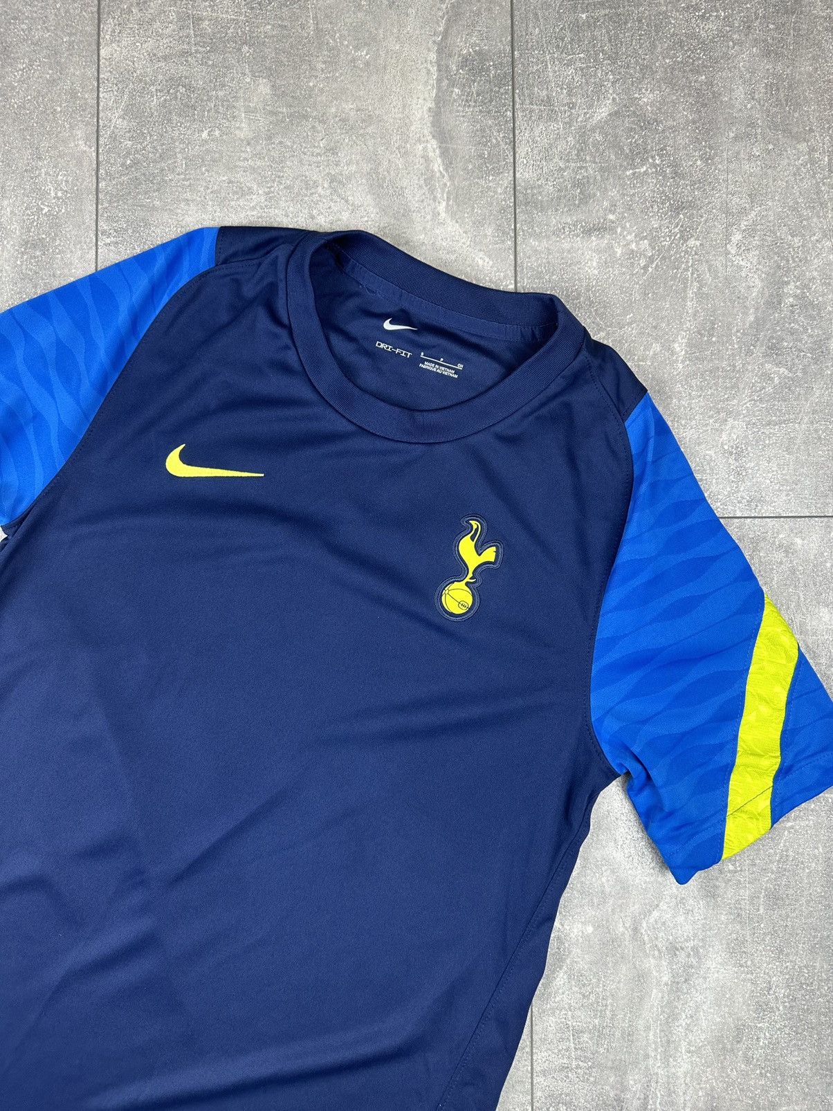 Nike Nike Tottenham Hotspur Training Soccer Football Jersey Size US S / EU 44-46 / 1 - 2 Thumbnail