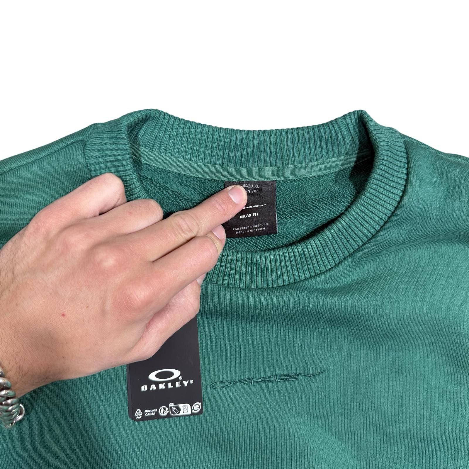 Oakley Oakley Embroidered Logo Green Relax Fit Crewneck Sweatshirt Size US XL / EU 56 / 4 - 4 Thumbnail
