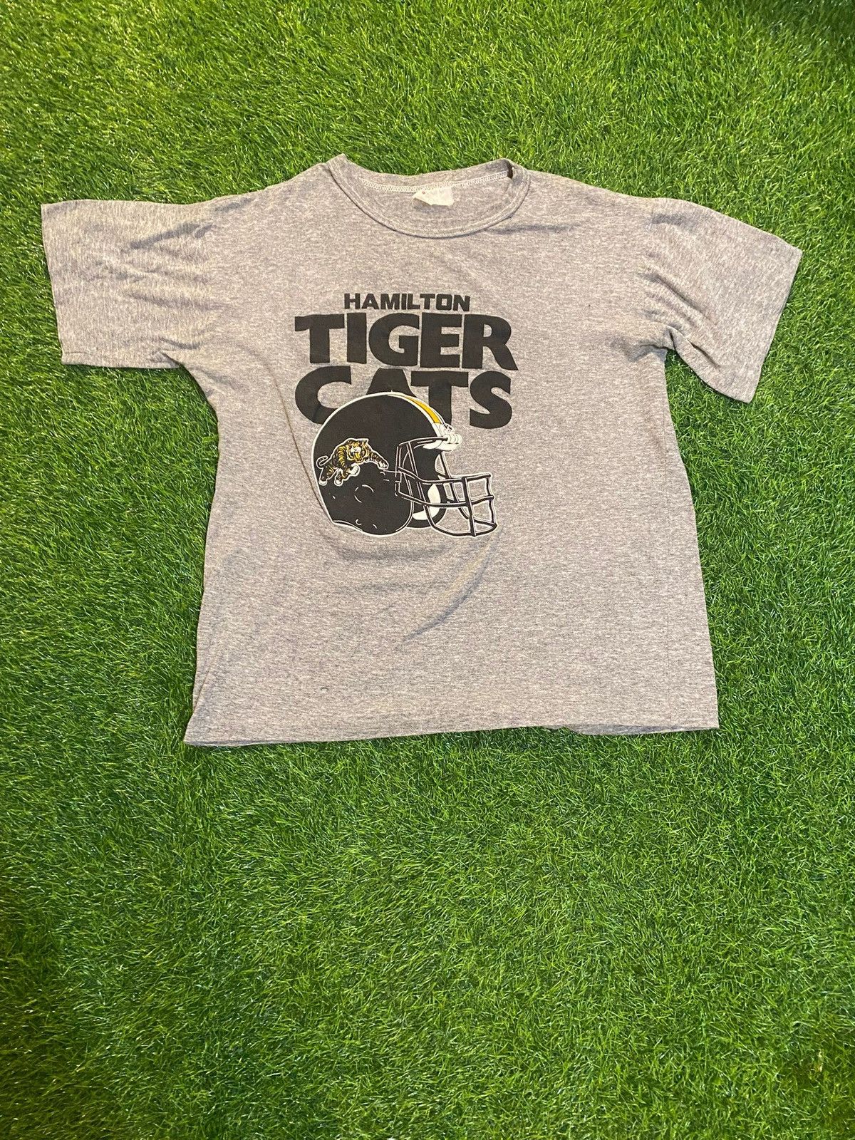 NFL Vintage cfl hamilton tigers single stitch football t shirt S Size US S / EU 44-46 / 1 - 1 Thumbnail