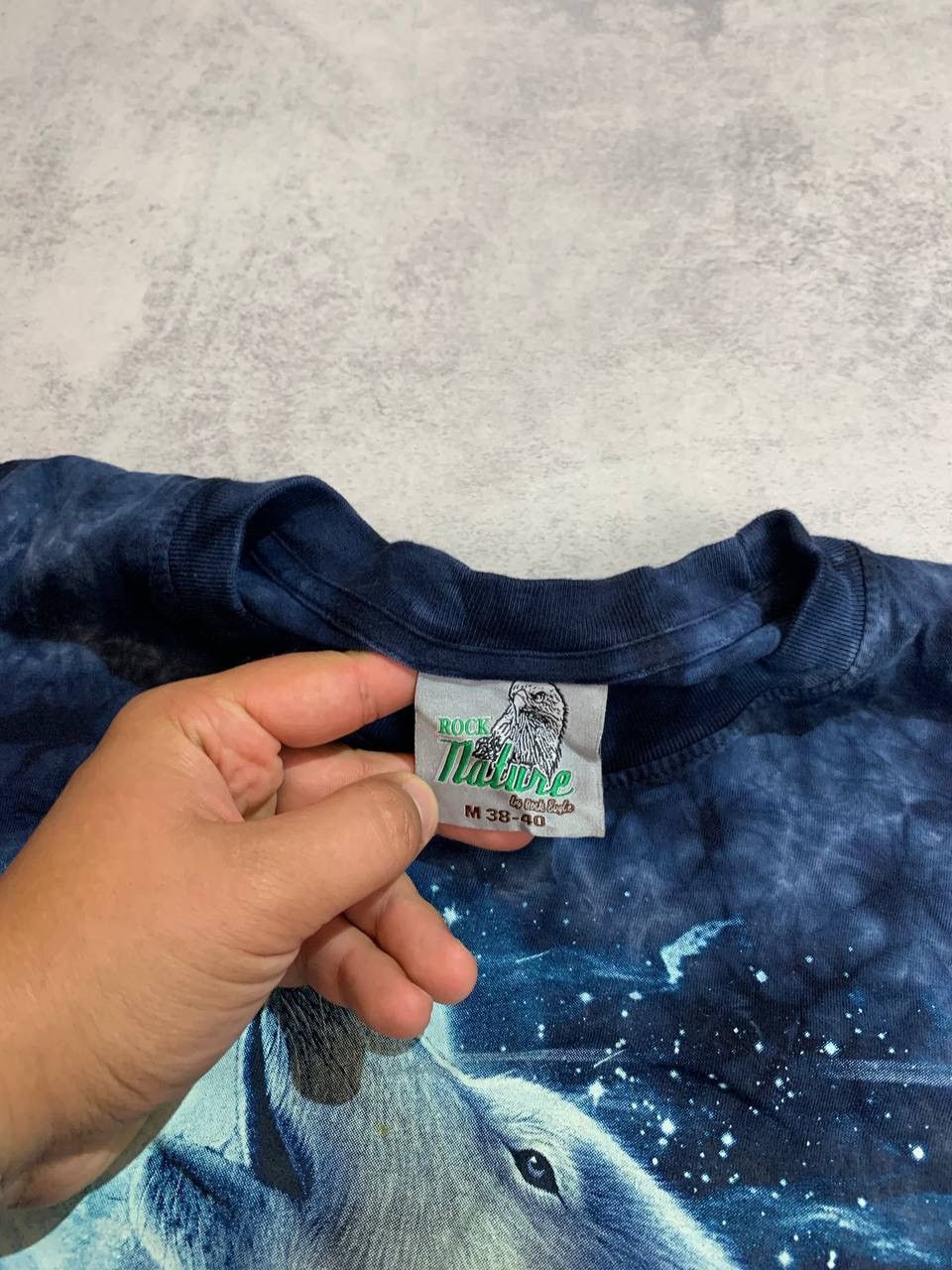 Vintage Rare vintage colourful wolf 3-D overprint tee Size US M / EU 48-50 / 2 - 4 Thumbnail