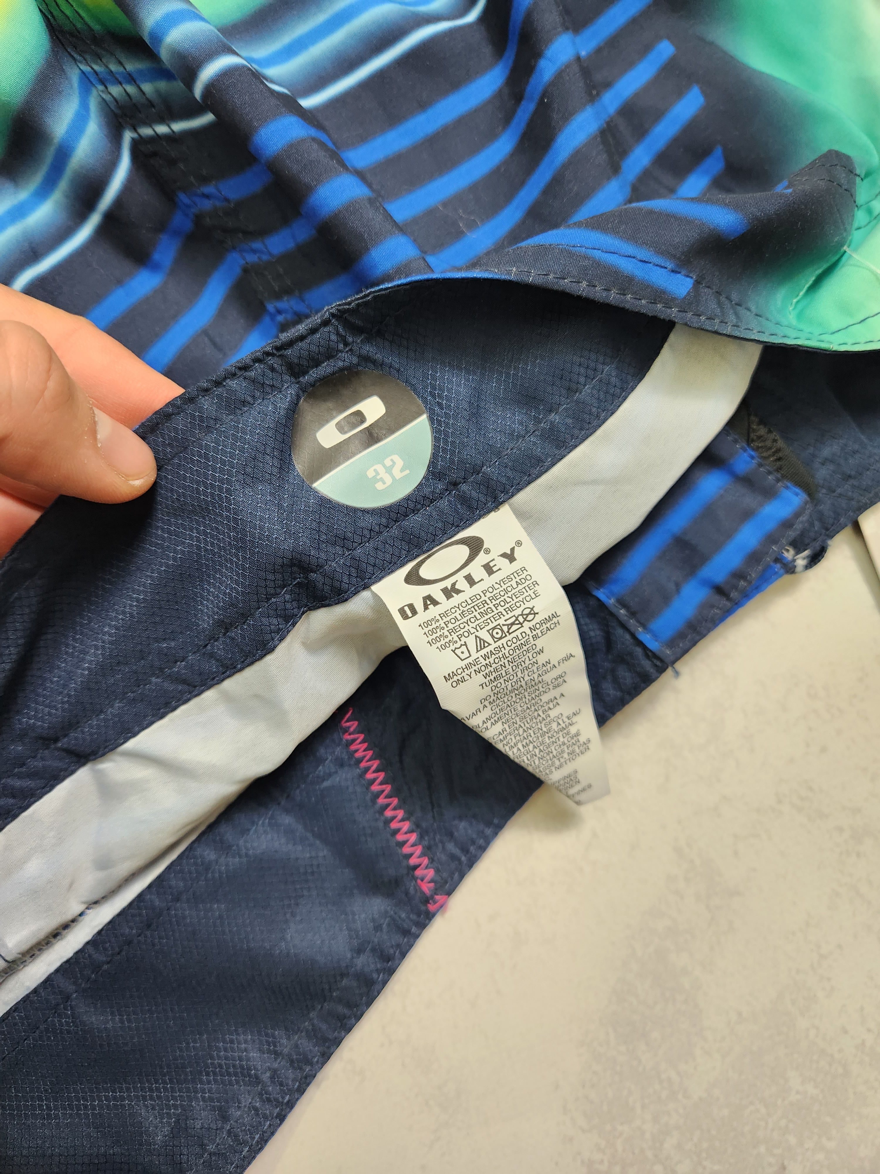 Oakley Oakley Multicolor swim shorts Size US 32 / EU 48 - 6 Thumbnail