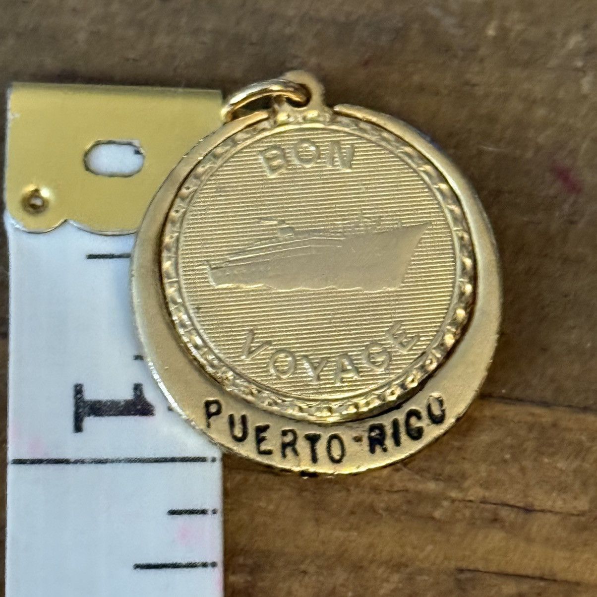 Vintage Vintage gold tone Bon Voyage Puerto Rico charm Size ONE SIZE - 2 Thumbnail