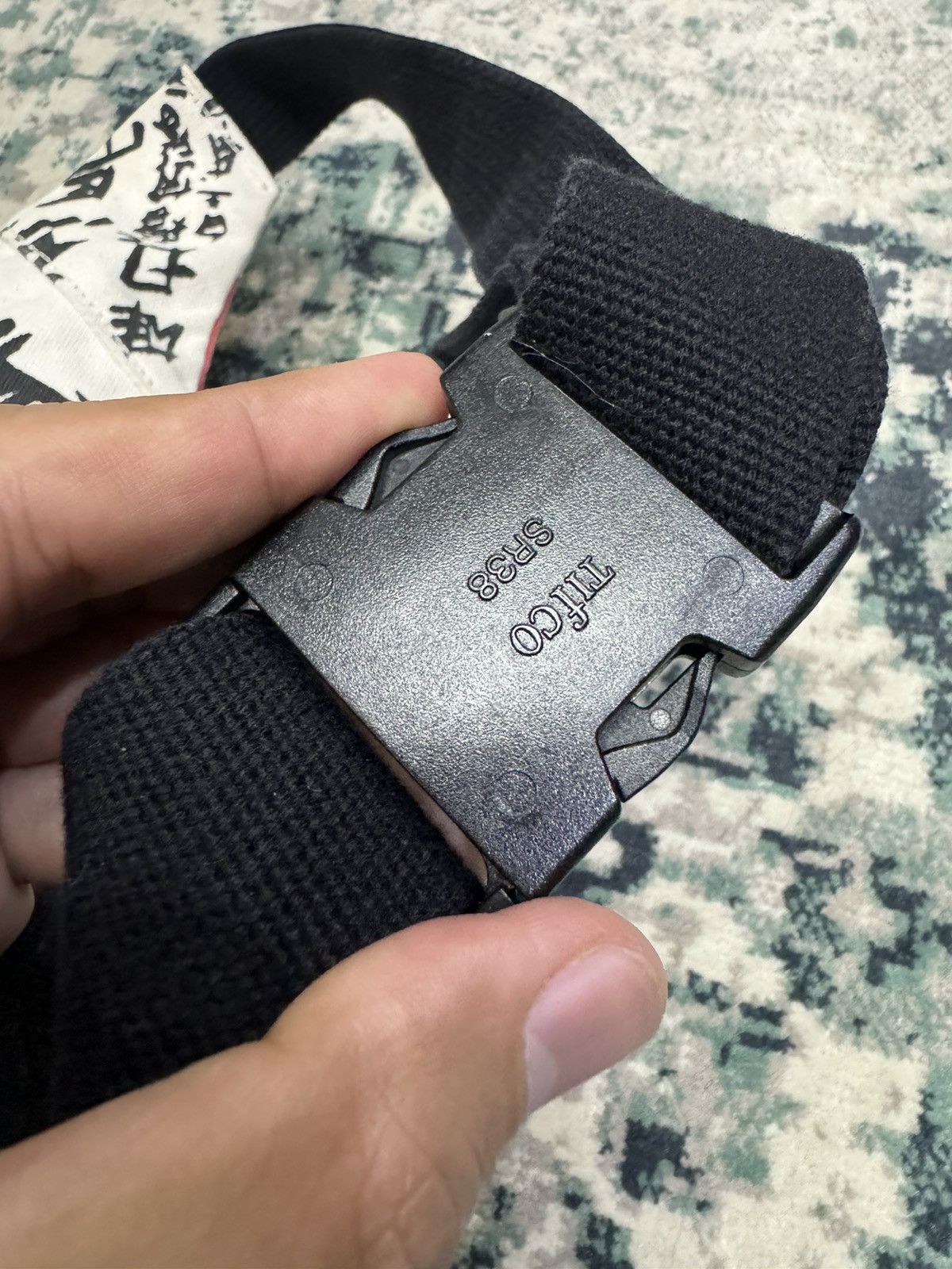 Japanese Brand NEON LEATHER KANJI MOTIVE FULLPRINT POUCH WAIST BAG Size ONE SIZE - 6 Thumbnail