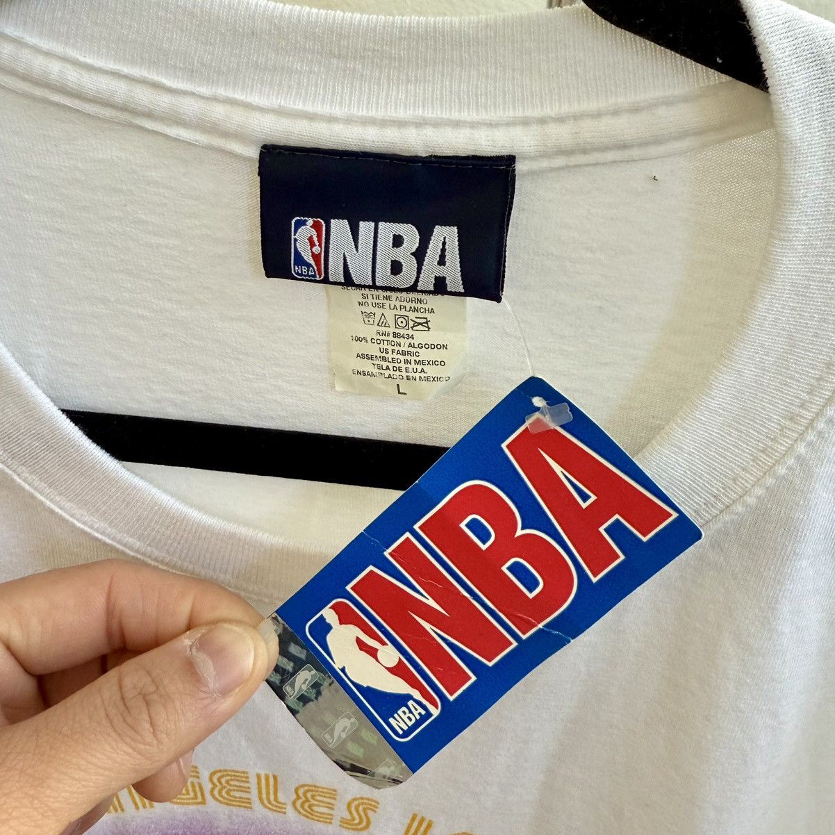 Vintage Vintage Karl Malone The Mailman Los Angeles Lakers Shirt Size US L / EU 52-54 / 3 - 4 Thumbnail
