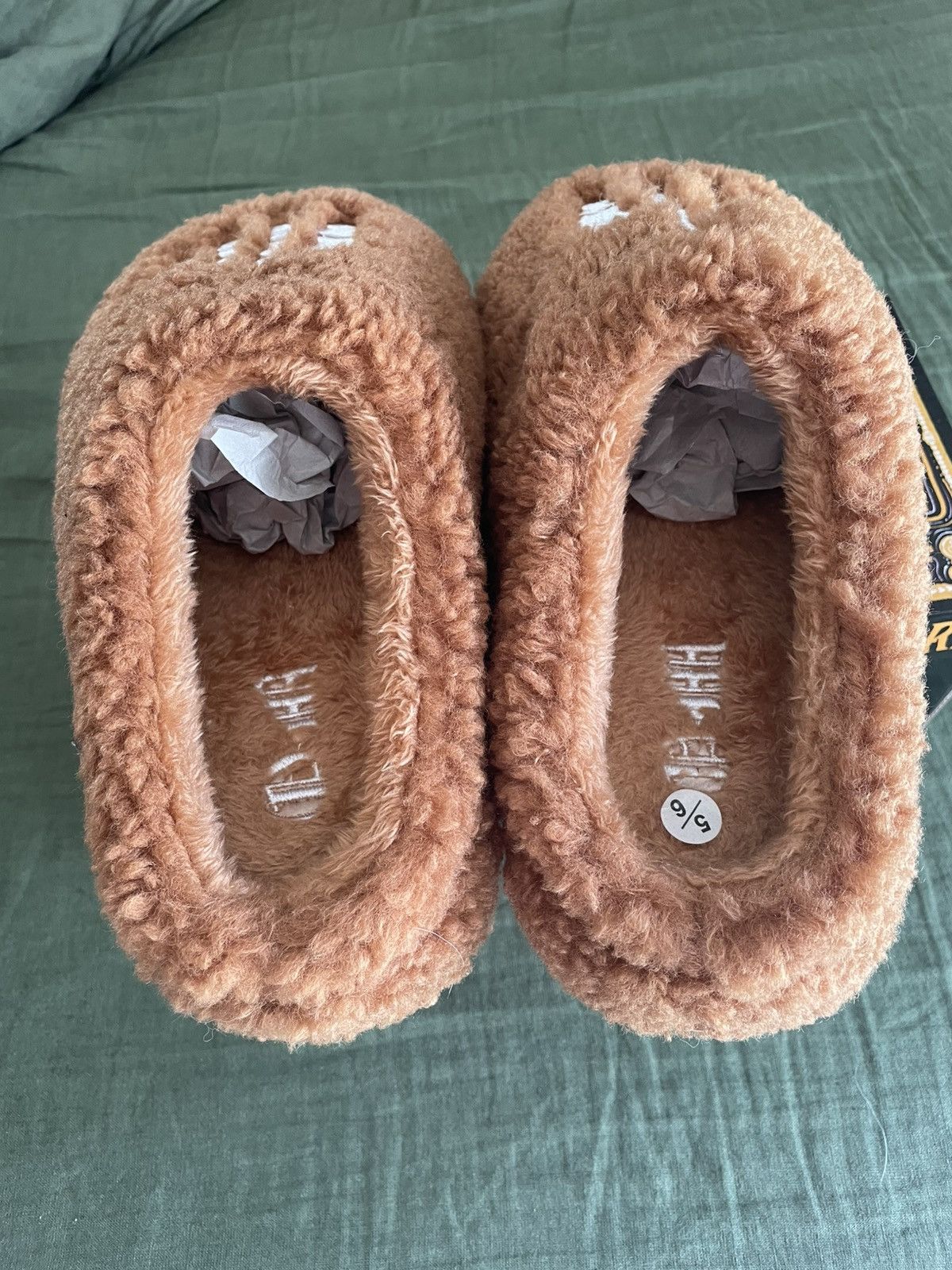 Other Octavious Marks Milk Chocolate Teddy Clogs Size US 6 / EU 39 - 4 Thumbnail
