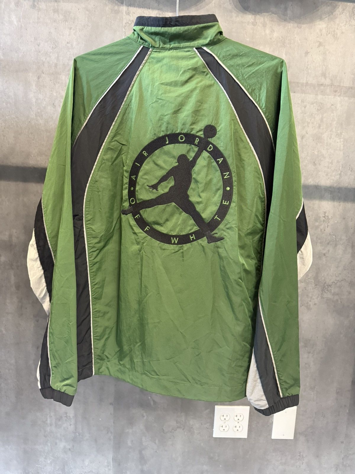 Jordan Brand × Off-White JORDAN X OFF-WHITE TRACK JACKET SIZE L Size US L / EU 52-54 / 3 - 11 Thumbnail