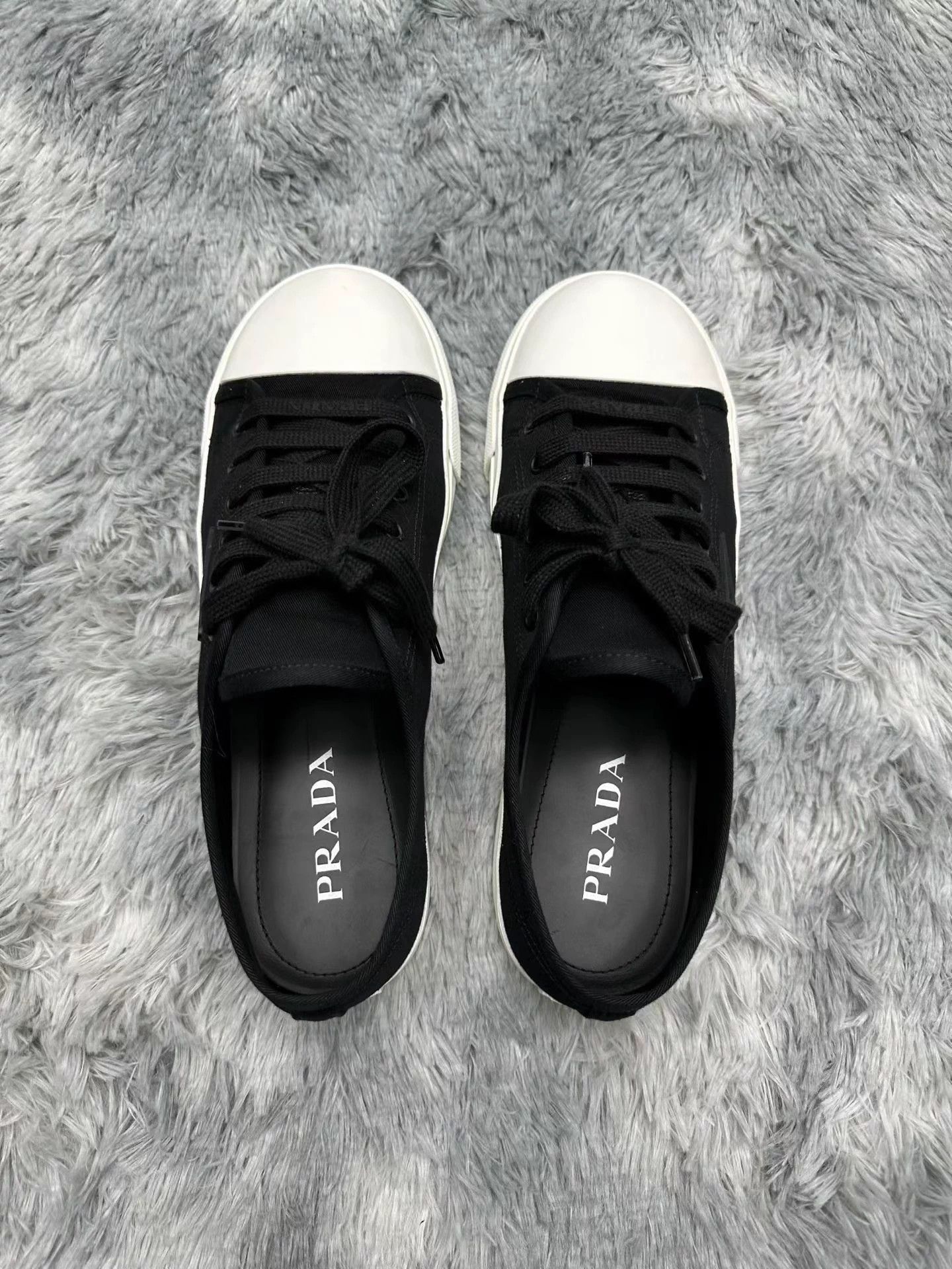 Prada Prada Triangle Logo Black & White Sneakers US 10 Size US 10 / IT 40 - 4 Thumbnail