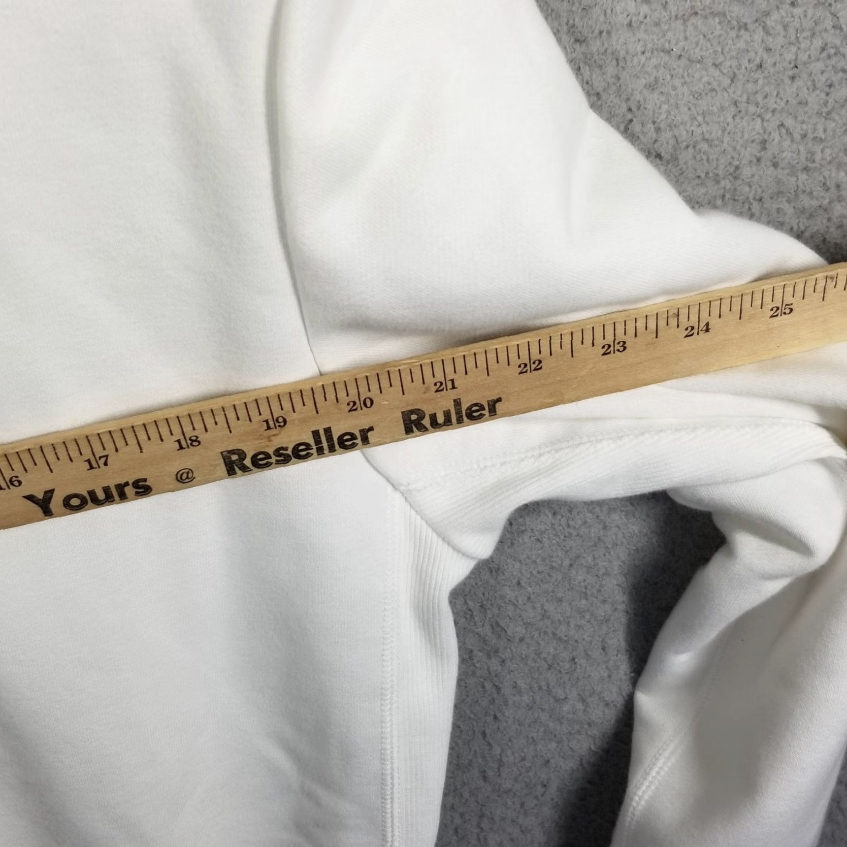 Nike VINTAGE Nike Kobe Basketball Hoodie Pullover Mens Medium Tall White Fleece 90s Training Size US M / EU 48-50 / 2 - 7 Thumbnail