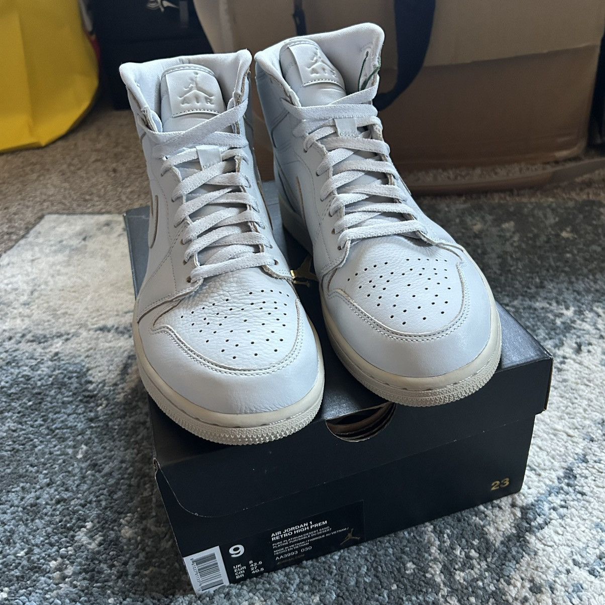 Jordan Brand AA3993-030 2018 AJ1 HiGH PREMiUM PURE PLATiNUM DESERT SAND Size US 9 / EU 42 - 3 Thumbnail