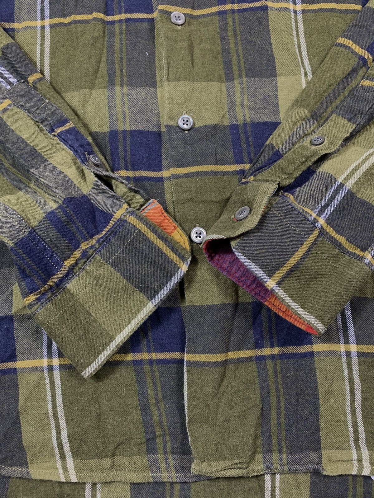 Paul Smith Vintage Y2K Paul Smith check button ups shirt size M Size US M / EU 48-50 / 2 - 4 Thumbnail