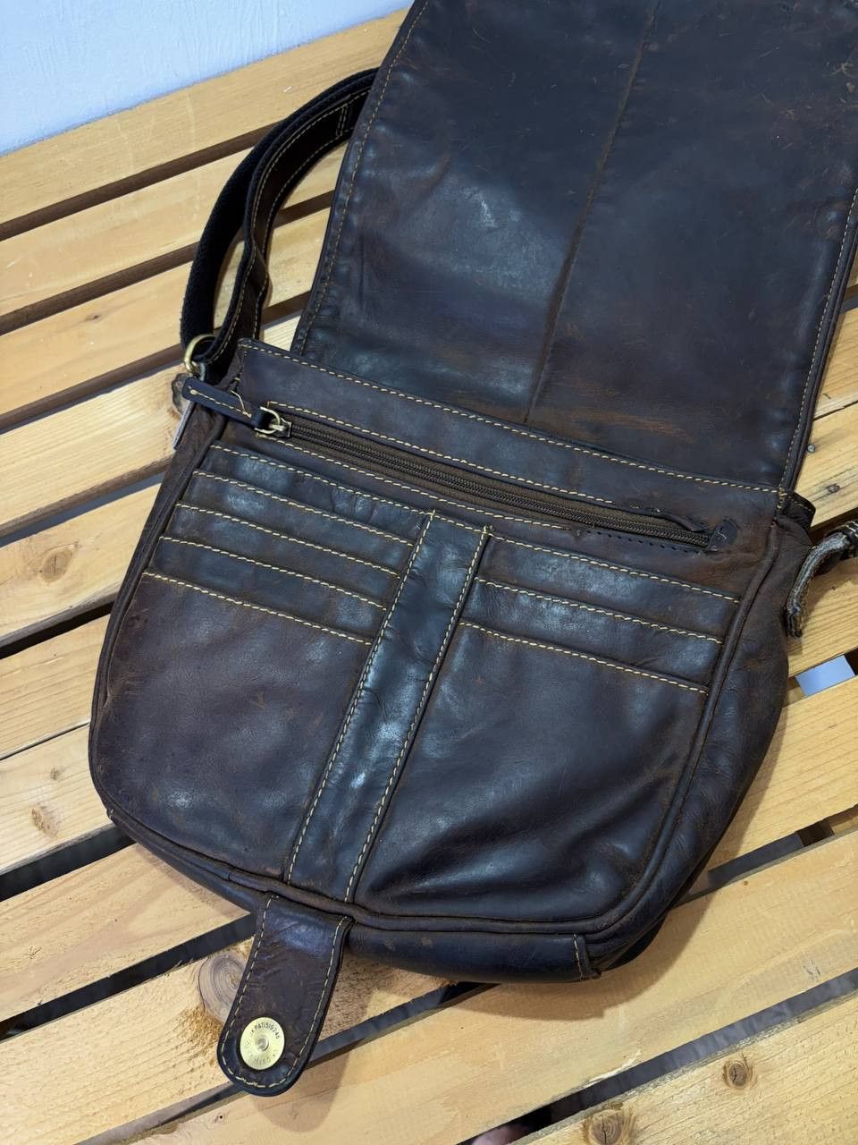 Handmade Handmade Diesel style Leather Y2K Vintage Fade Bag Size ONE SIZE - 4 Thumbnail