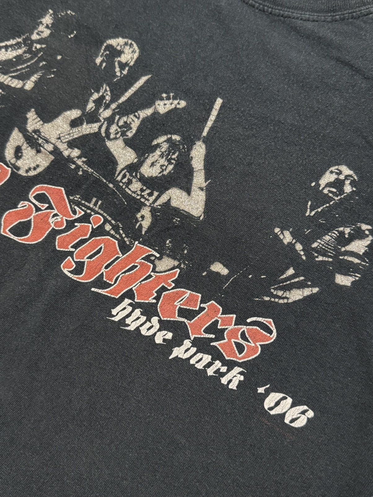 Band Tees 🔷Vintage Foo Fighters Tour 2006 Band Rock T-shirt🔷 Size US M / EU 48-50 / 2 - 3 Thumbnail
