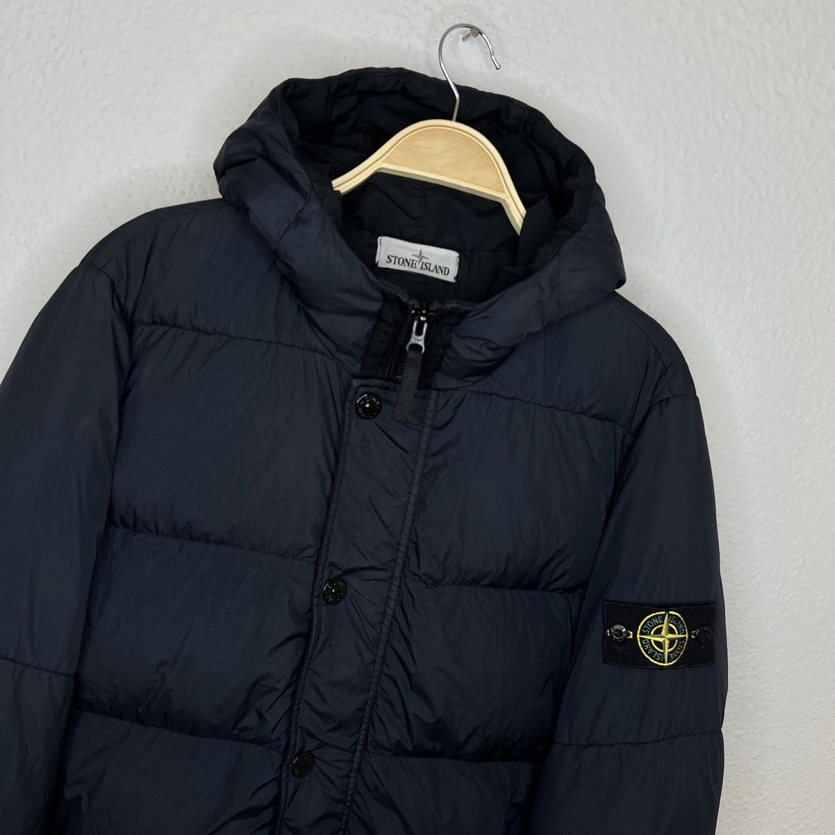 Stone Island Stone Island Puffer Goose Down Jacket Nylon Navy Badge Logo Size US L / EU 52-54 / 3 - 4 Thumbnail
