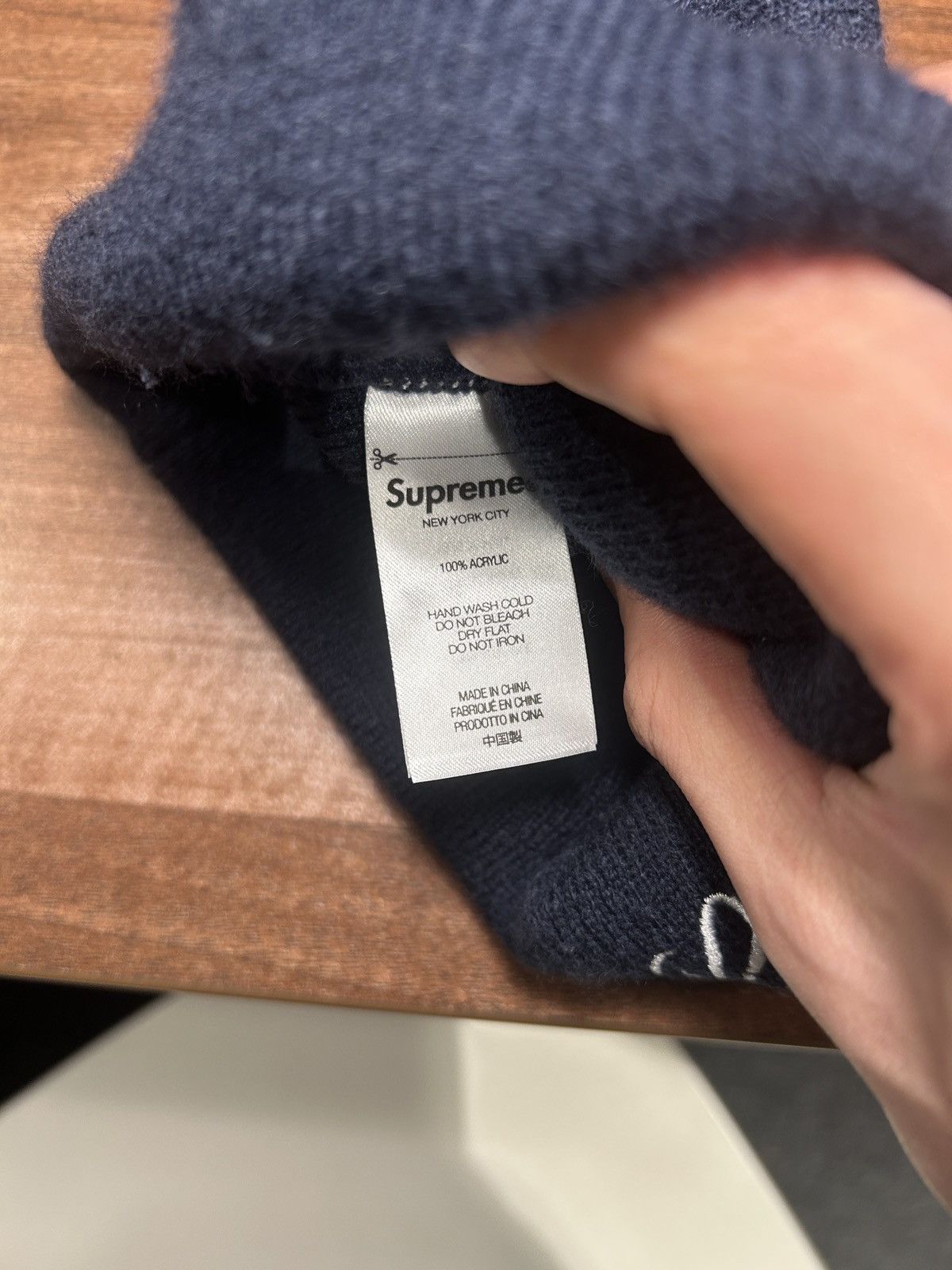 Supreme Supreme Tag Beanie Navy Size ONE SIZE - 3 Thumbnail