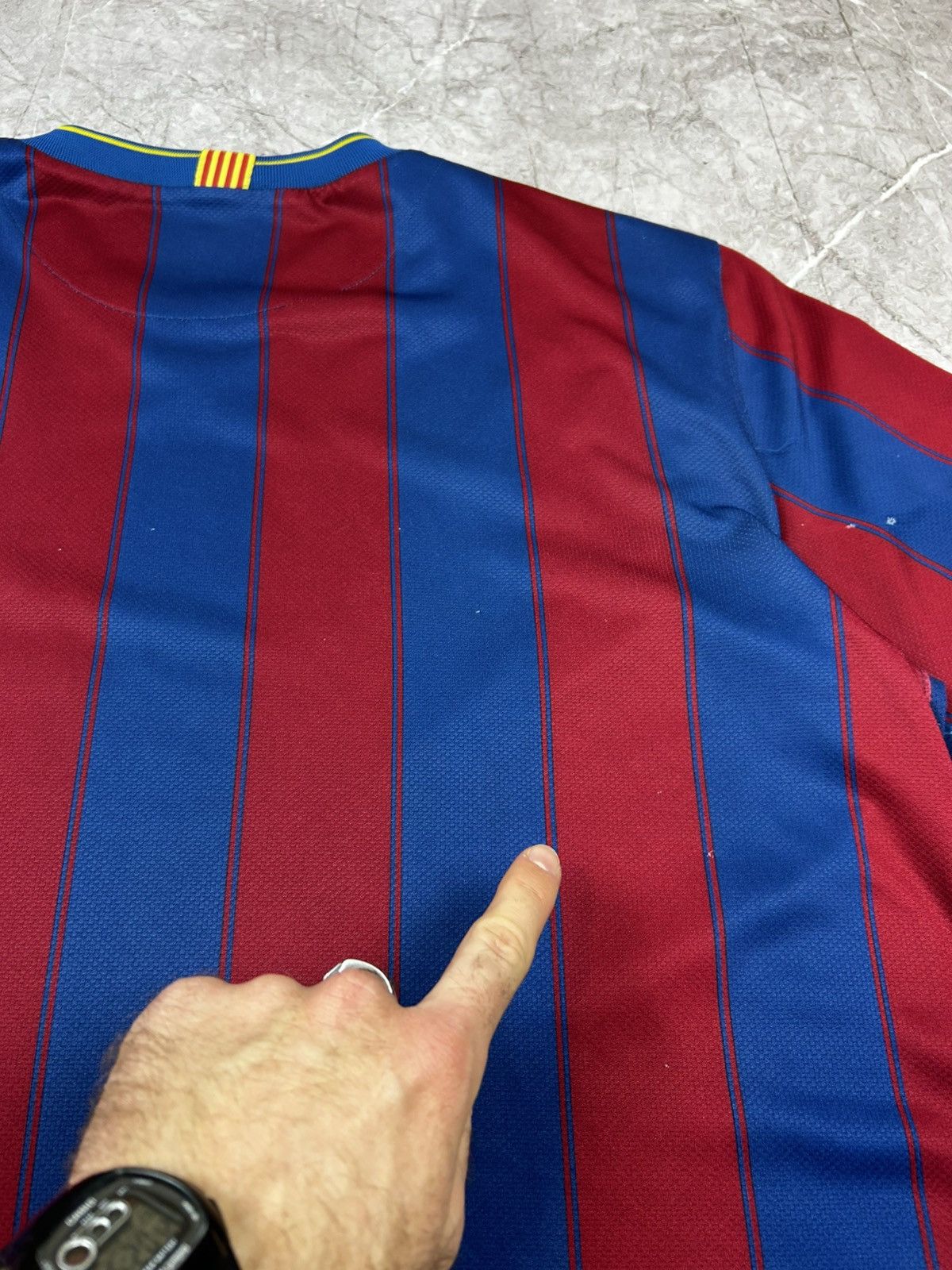 Nike FC BARCELONA 2010/2011 HOME FOOTBALL SOCCER JERSEY NIKE XLL Size US XXL / EU 58 / 5 - 20 Thumbnail