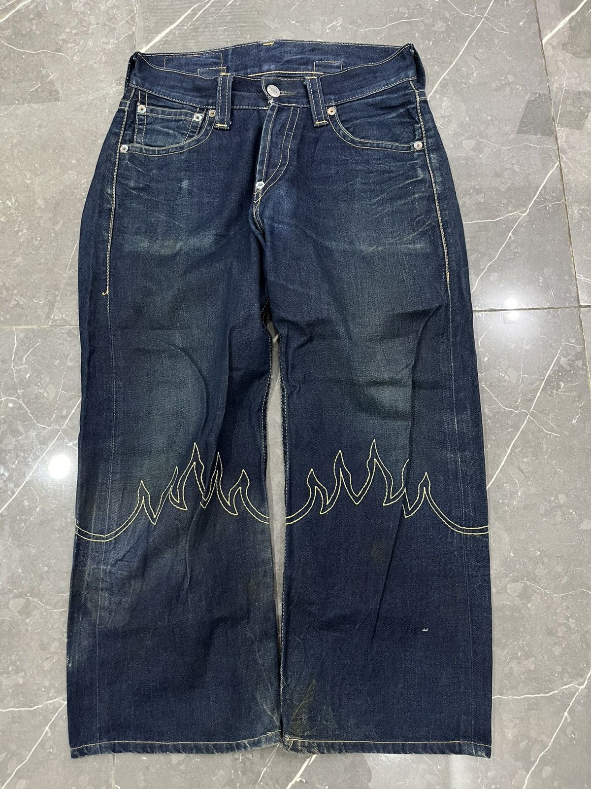 VINTAGE LEVIS FLAME STITCH JAPAN MADE